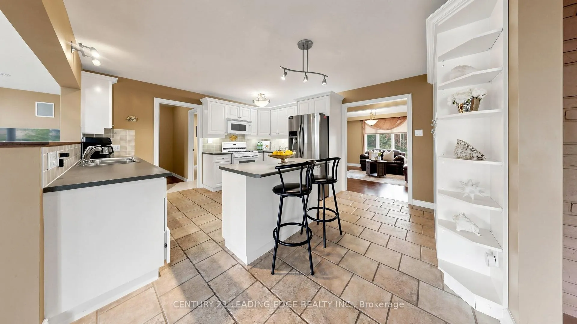 Photo 13 of 103 Robinson Street, Markham, Bullock — HOMEH
