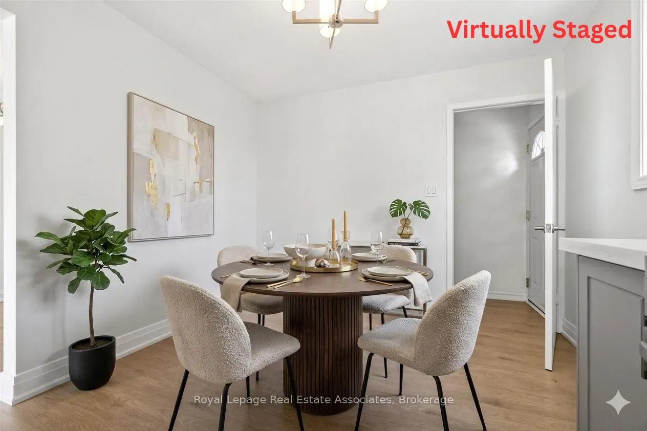Photo 13 of 2663 Widemarr Road, Mississauga, Clarkson — HOMEH