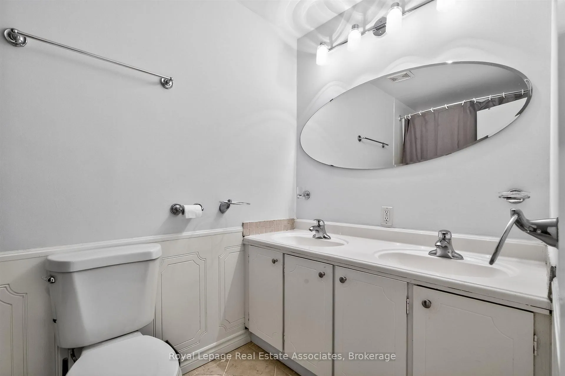 Photo 25 of 2663 Widemarr Road, Mississauga, Clarkson — HOMEH
