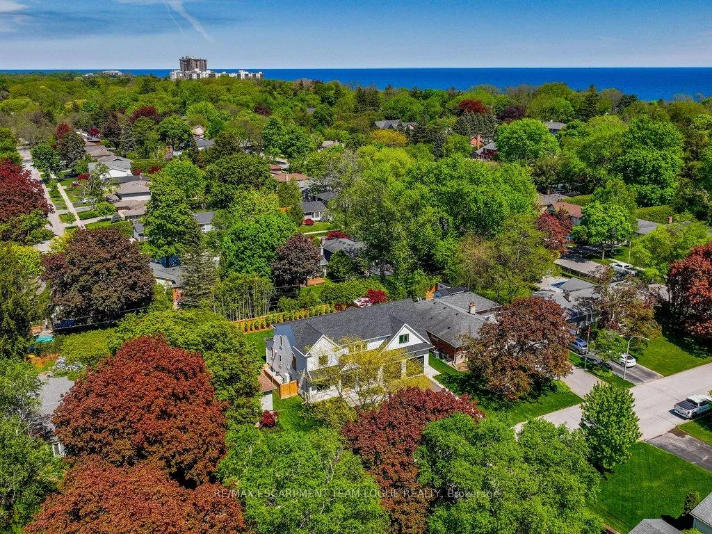 Photo 48 of 227 Tuck Drive, Burlington, Shoreacres — HOMEH