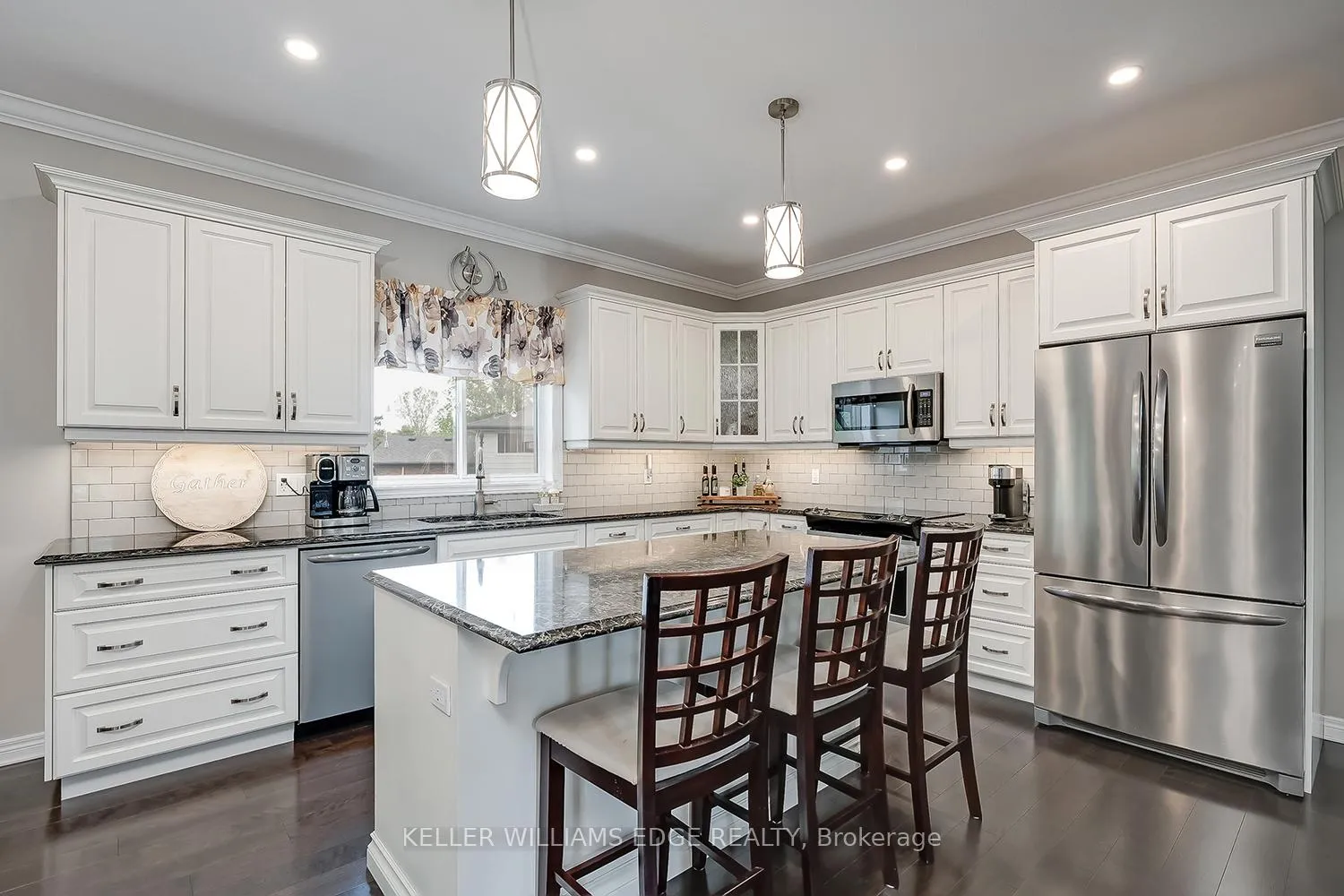 Photo 3 of 49 Postma Drive, Haldimand, Dunnville — HOMEH