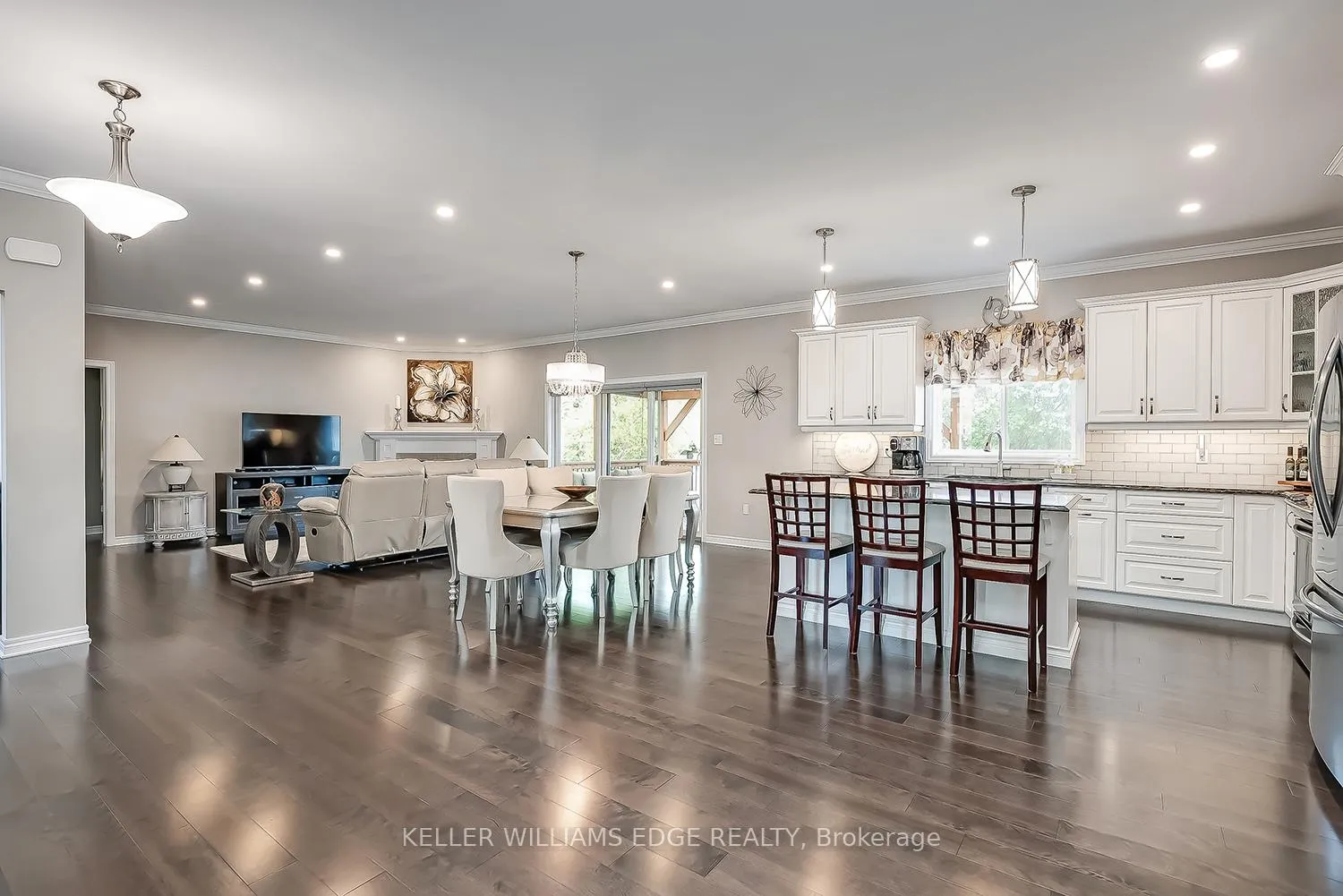 Photo 13 of 49 Postma Drive, Haldimand, Dunnville — HOMEH