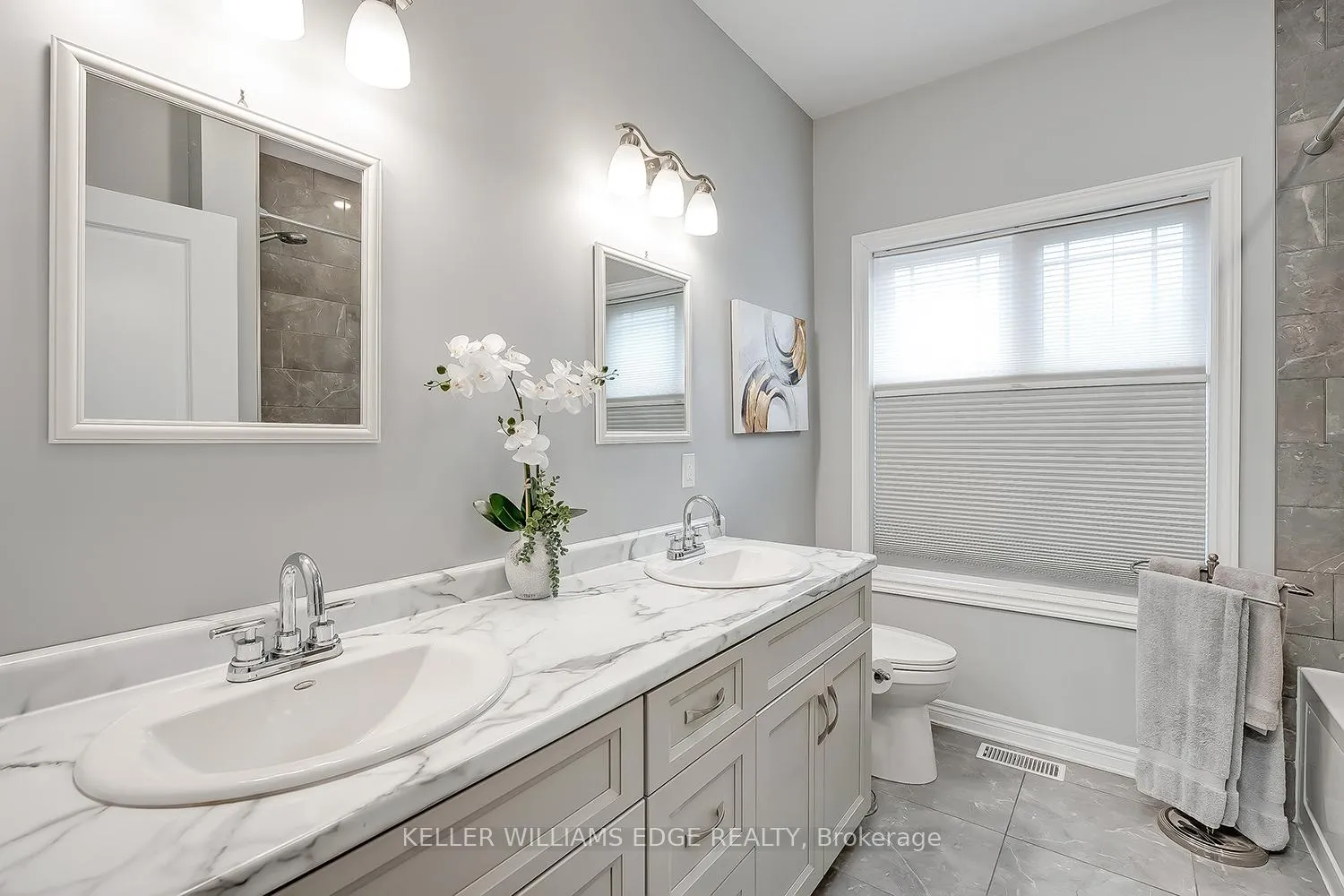 Photo 23 of 49 Postma Drive, Haldimand, Dunnville — HOMEH