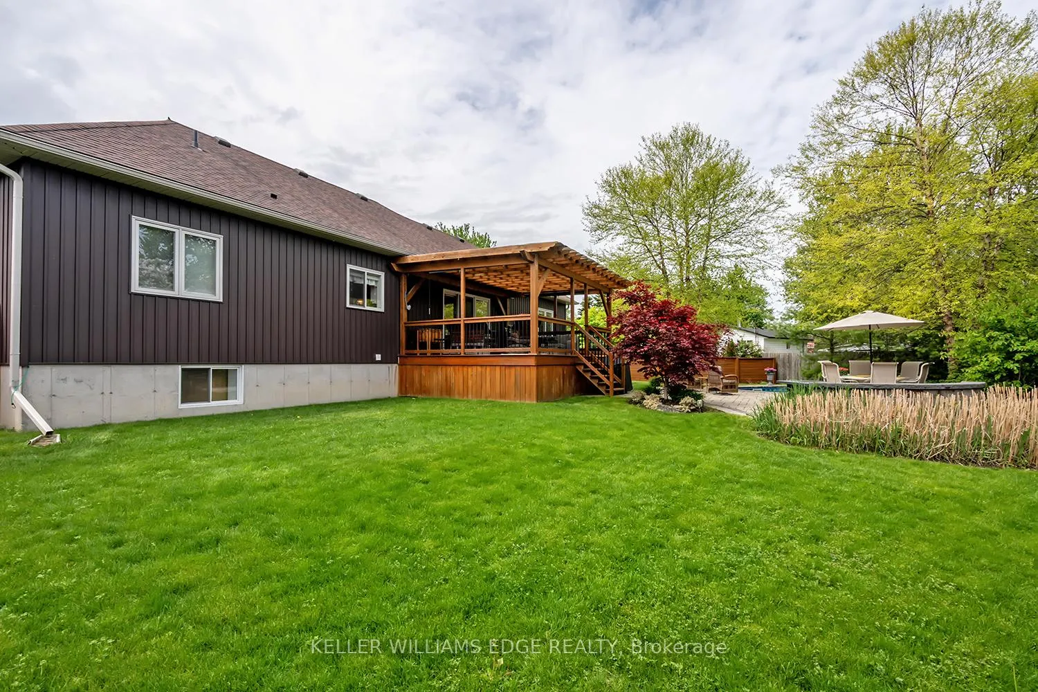 Photo 47 of 49 Postma Drive, Haldimand, Dunnville — HOMEH