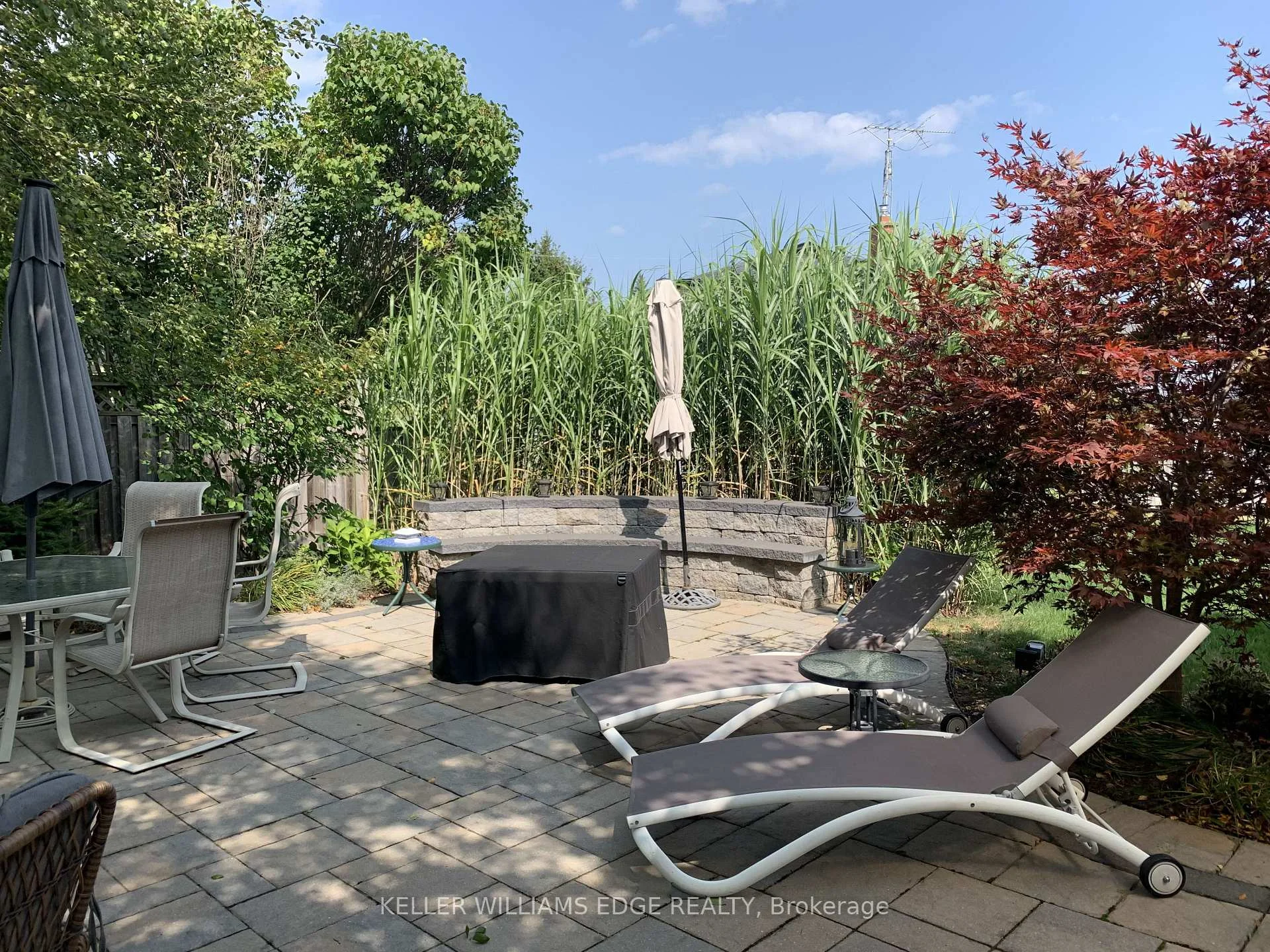 Photo 5 of 49 Postma Drive, Haldimand, Dunnville — HOMEH