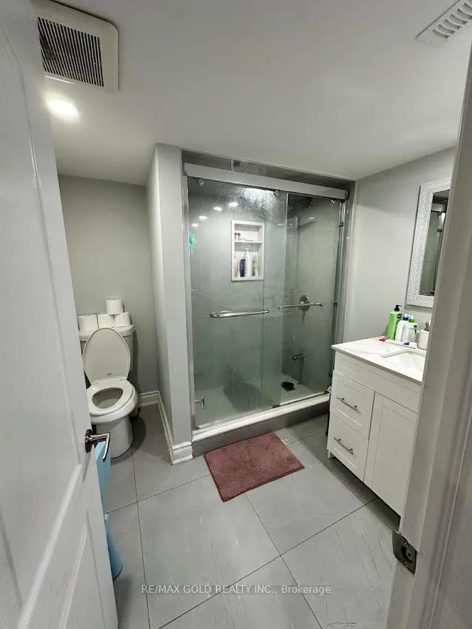 Photo 4 of 73 Snow Leopard Court, Brampton, Sandringham-Wellington — HOMEH