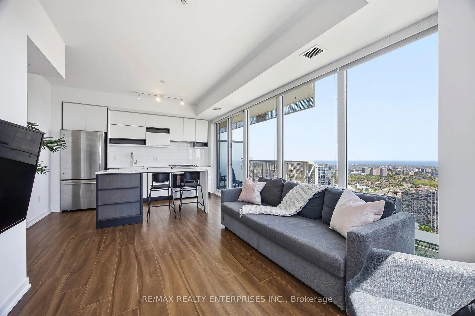 Front of Unit 3710, 4065 Confederation Parkway