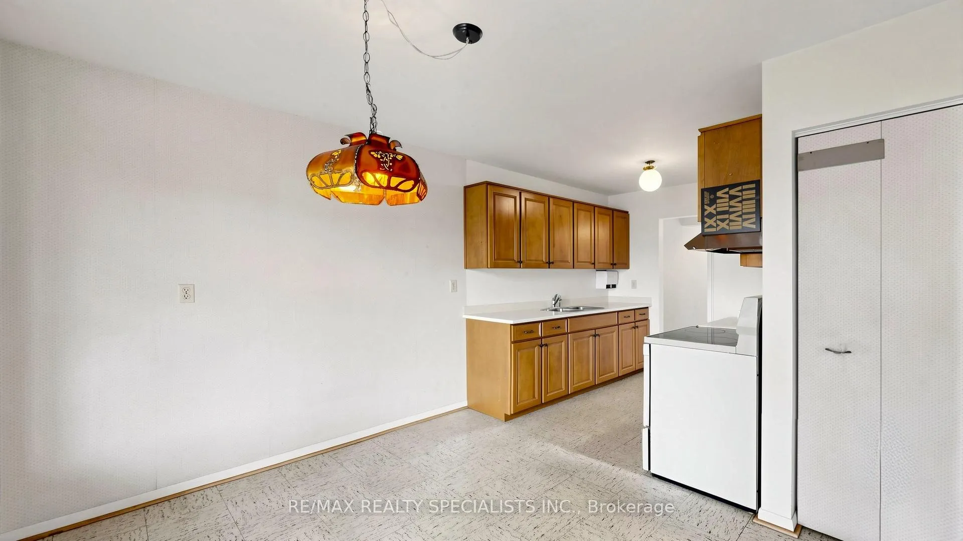 Photo 12 of 2538 Barcella Crescent, Mississauga, Sheridan — HOMEH