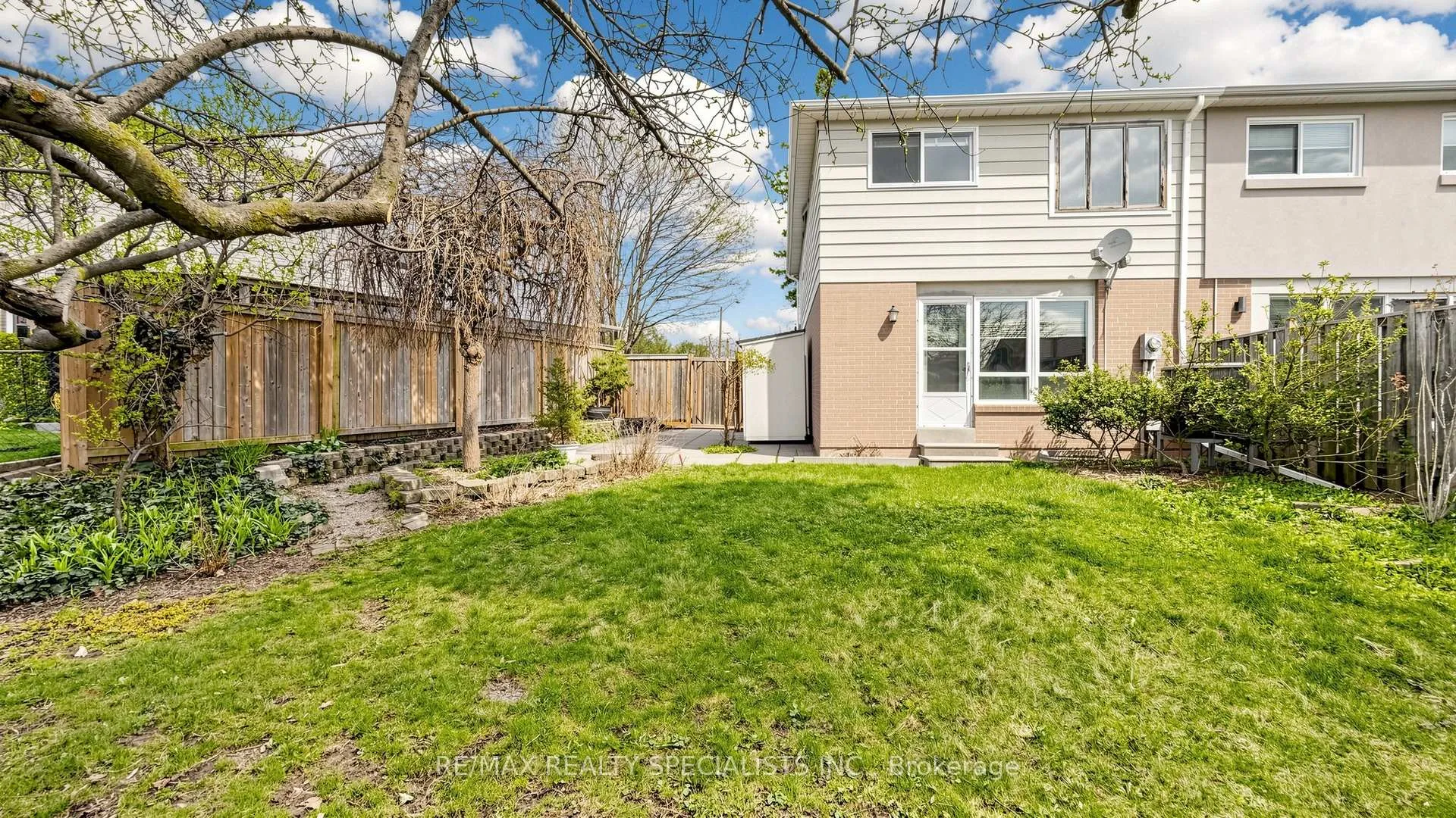 Photo 27 of 2538 Barcella Crescent, Mississauga, Sheridan — HOMEH