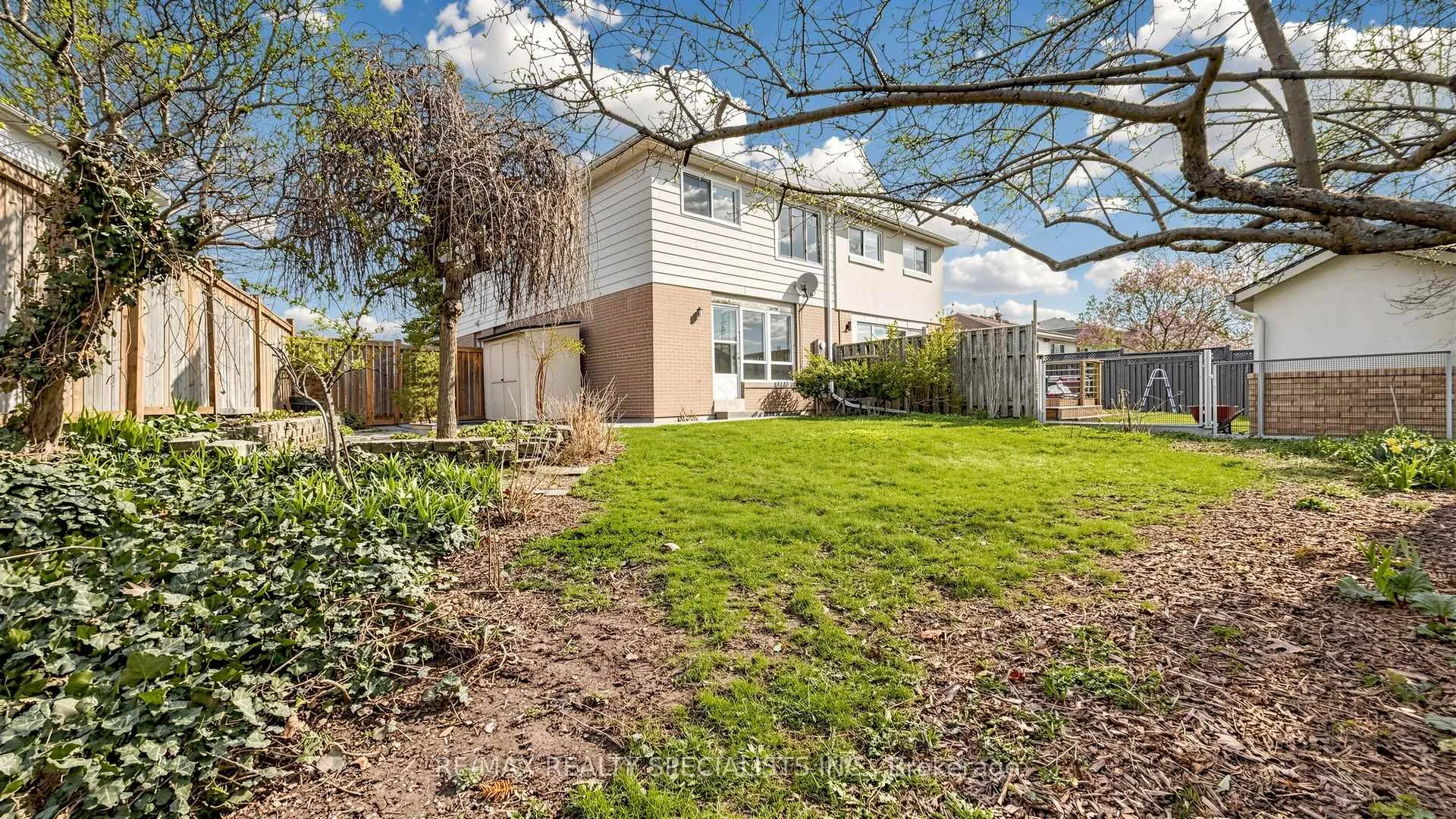 Photo 28 of 2538 Barcella Crescent, Mississauga, Sheridan — HOMEH