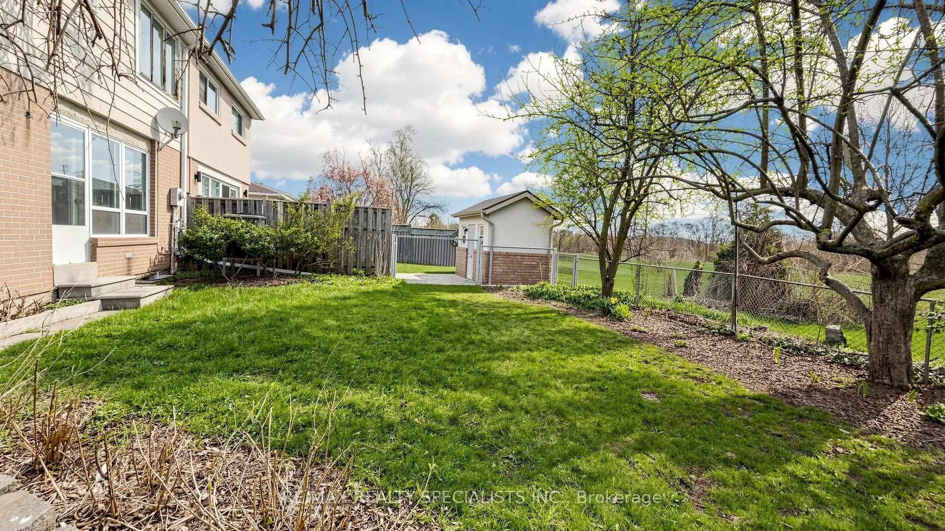 Photo 30 of 2538 Barcella Crescent, Mississauga, Sheridan — HOMEH