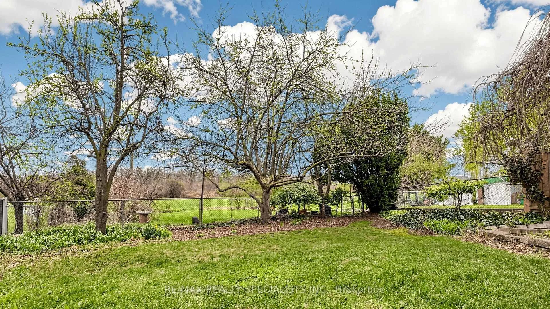 Photo 31 of 2538 Barcella Crescent, Mississauga, Sheridan — HOMEH