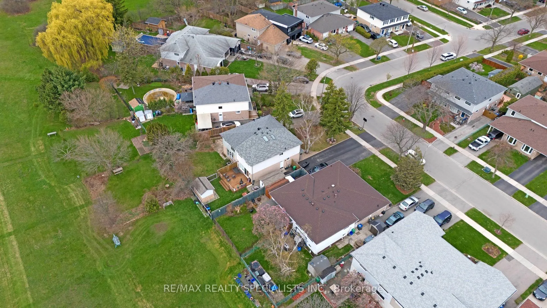 Photo 33 of 2538 Barcella Crescent, Mississauga, Sheridan — HOMEH