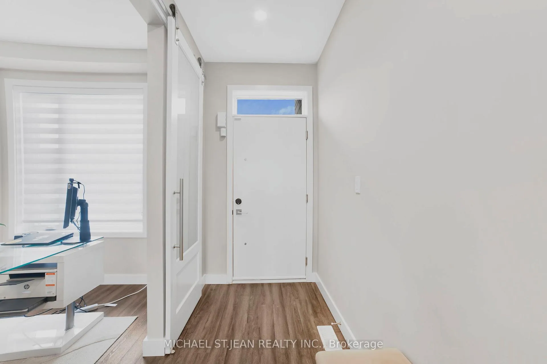 Photo 5 of 116 Bedrock Drive, Hamilton, Stoney Creek Mountain — HOMEH
