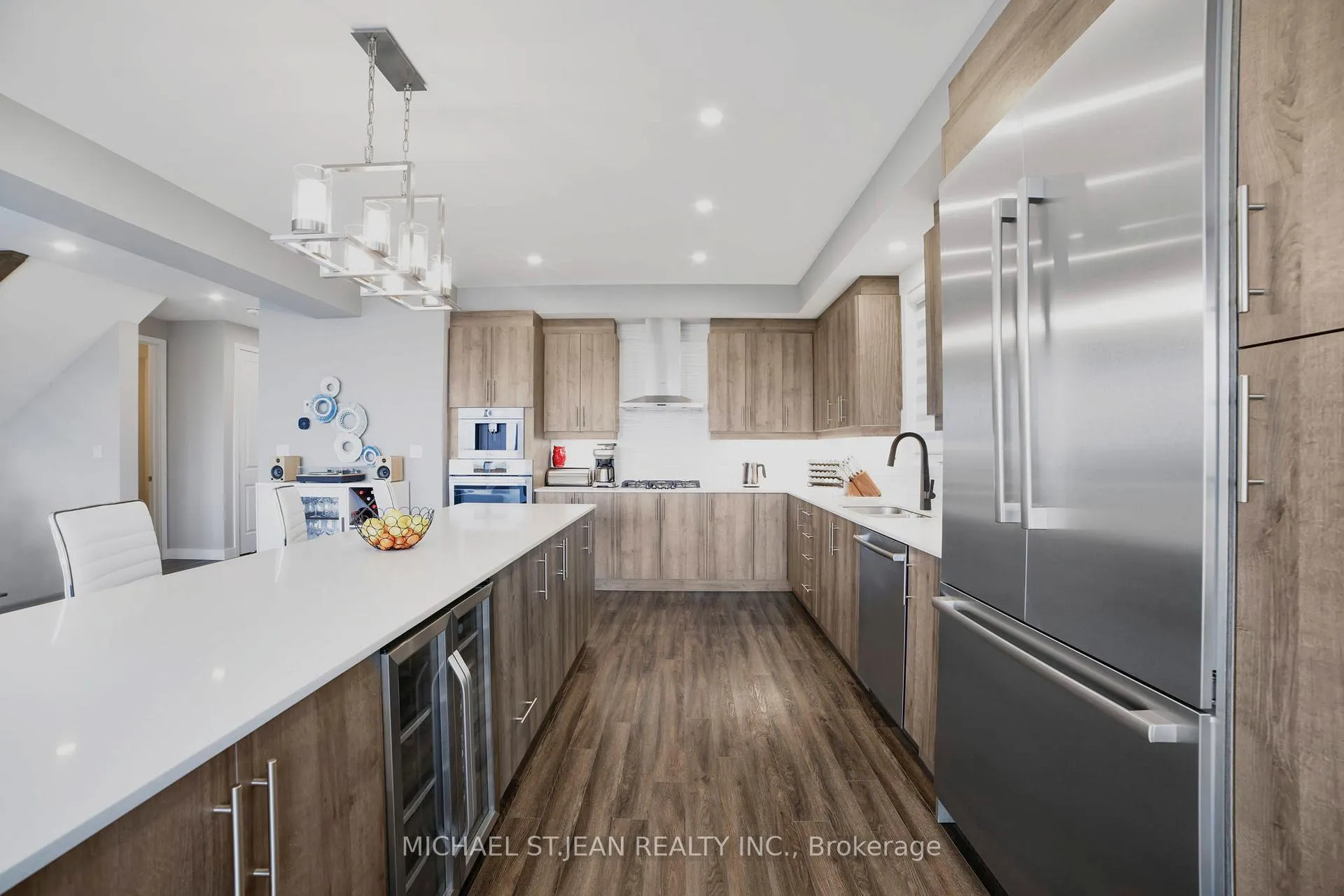 Photo 11 of 116 Bedrock Drive, Hamilton, Stoney Creek Mountain — HOMEH