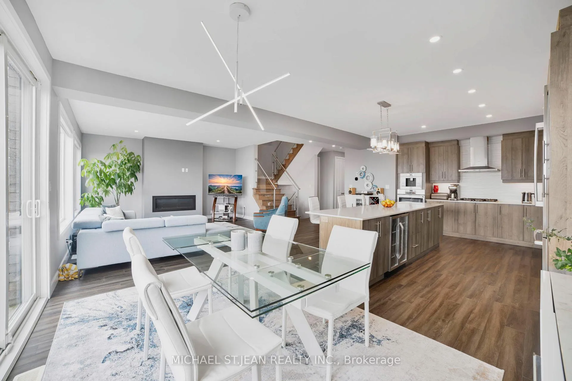 Photo 18 of 116 Bedrock Drive, Hamilton, Stoney Creek Mountain — HOMEH