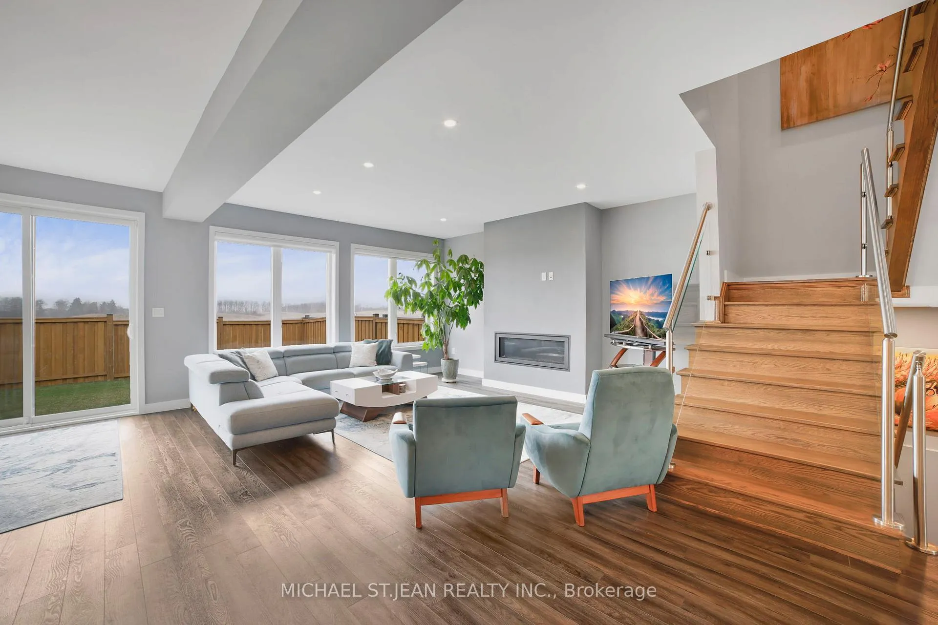 Photo 19 of 116 Bedrock Drive, Hamilton, Stoney Creek Mountain — HOMEH