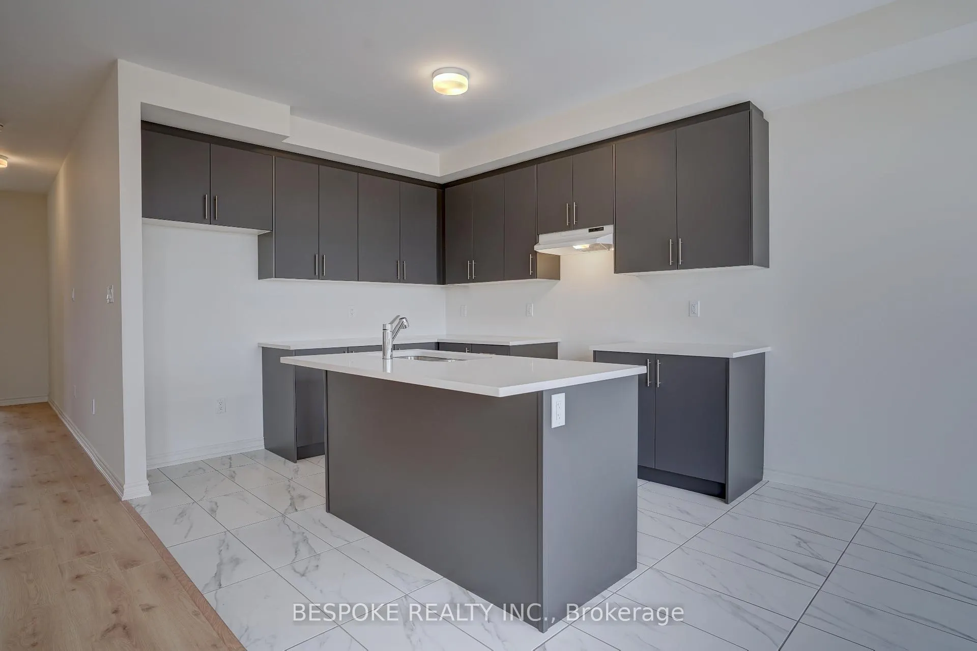 Photo 8 of 1046 Denton Drive, Cobourg — HOMEH