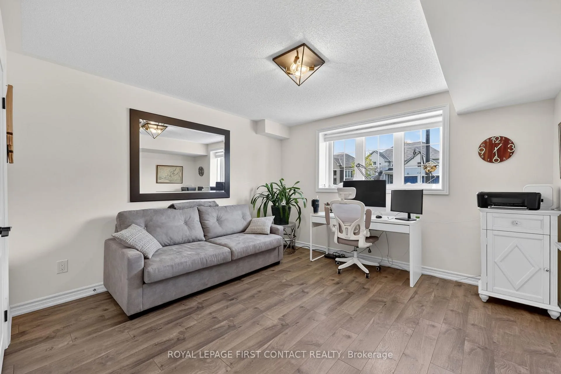 Photo 23 of 213 Claire Drive, Clearview, Stayner — HOMEH