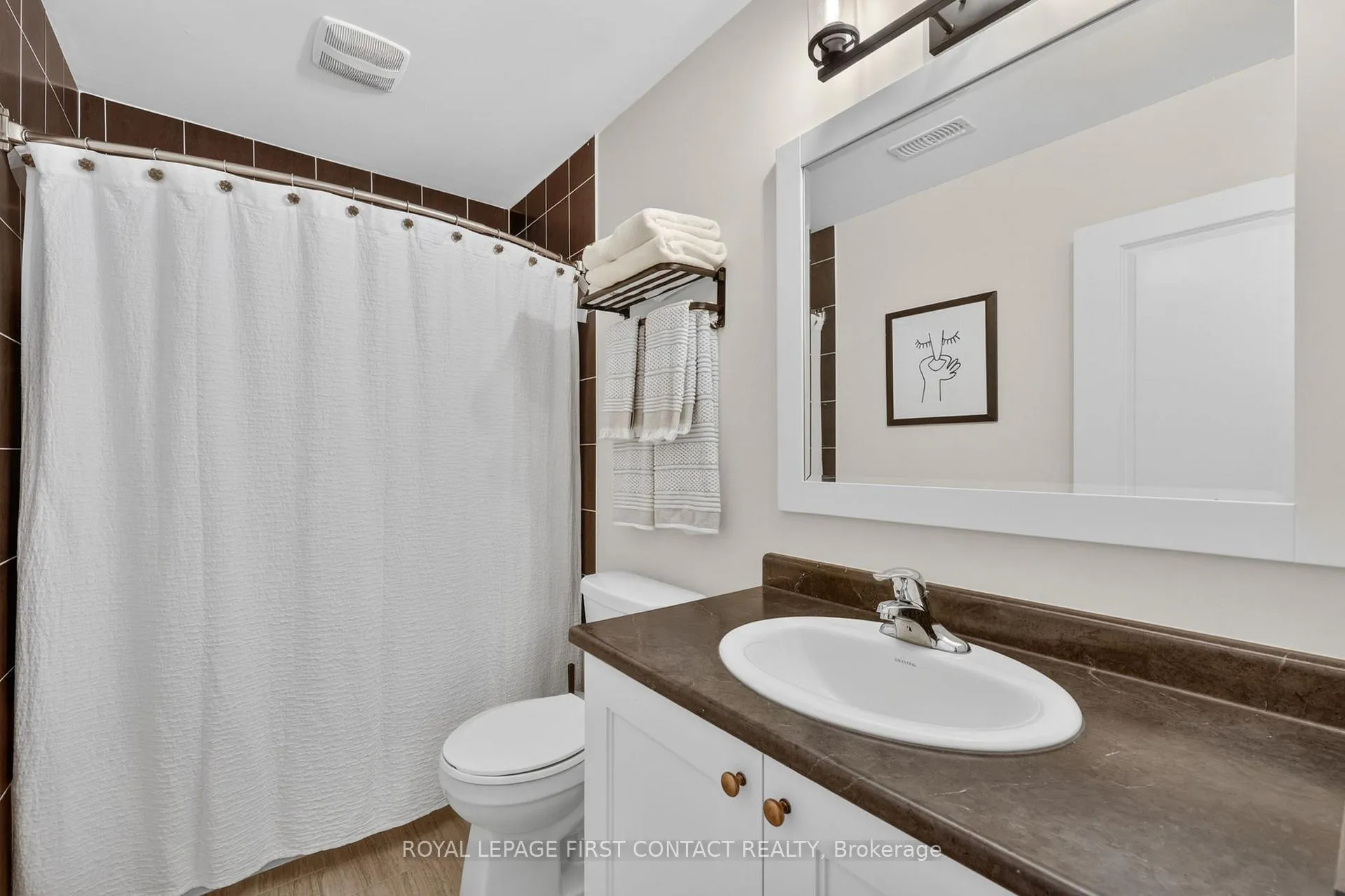 Photo 25 of 213 Claire Drive, Clearview, Stayner — HOMEH