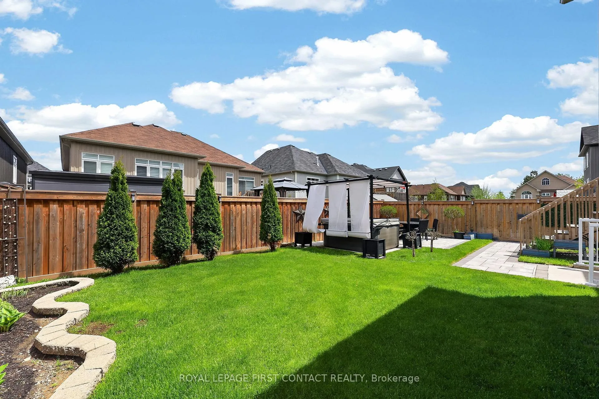Photo 40 of 213 Claire Drive, Clearview, Stayner — HOMEH