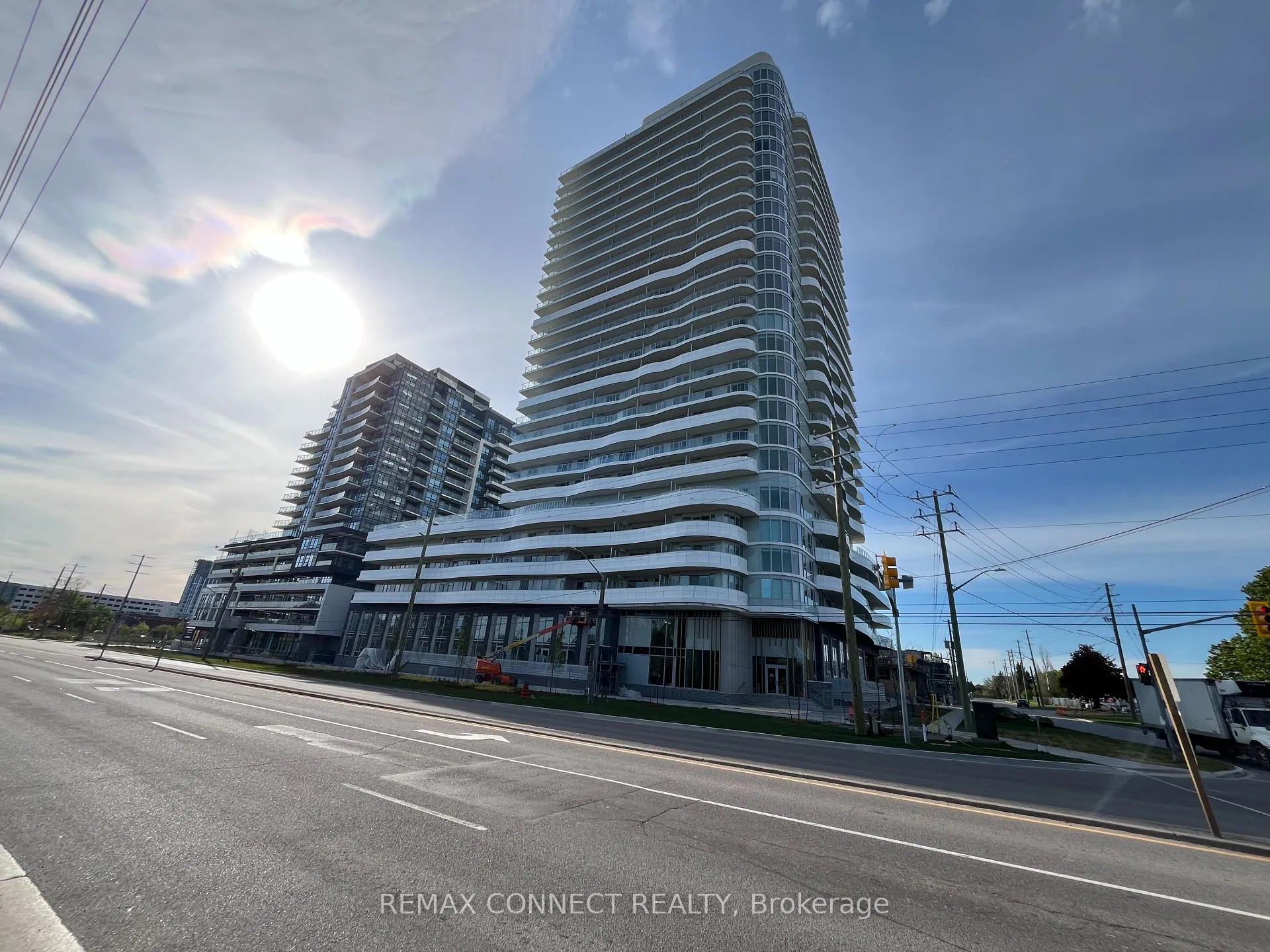Photo 2 of Unit 2501, 1010 Sandy Beach Road, Pickering, Bay Ridges — HOMEH