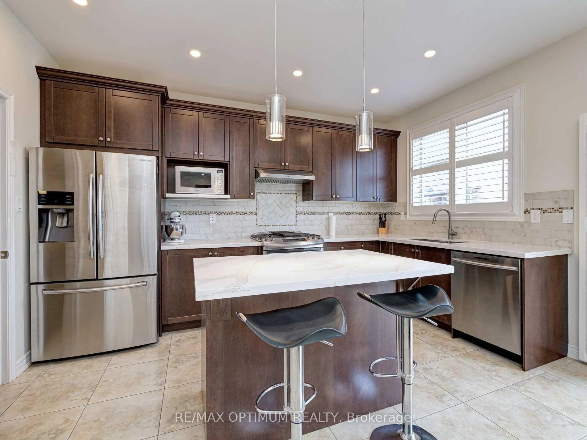 Photo 13 of 3 Bittersweet Road, Brampton, Credit Valley — HOMEH