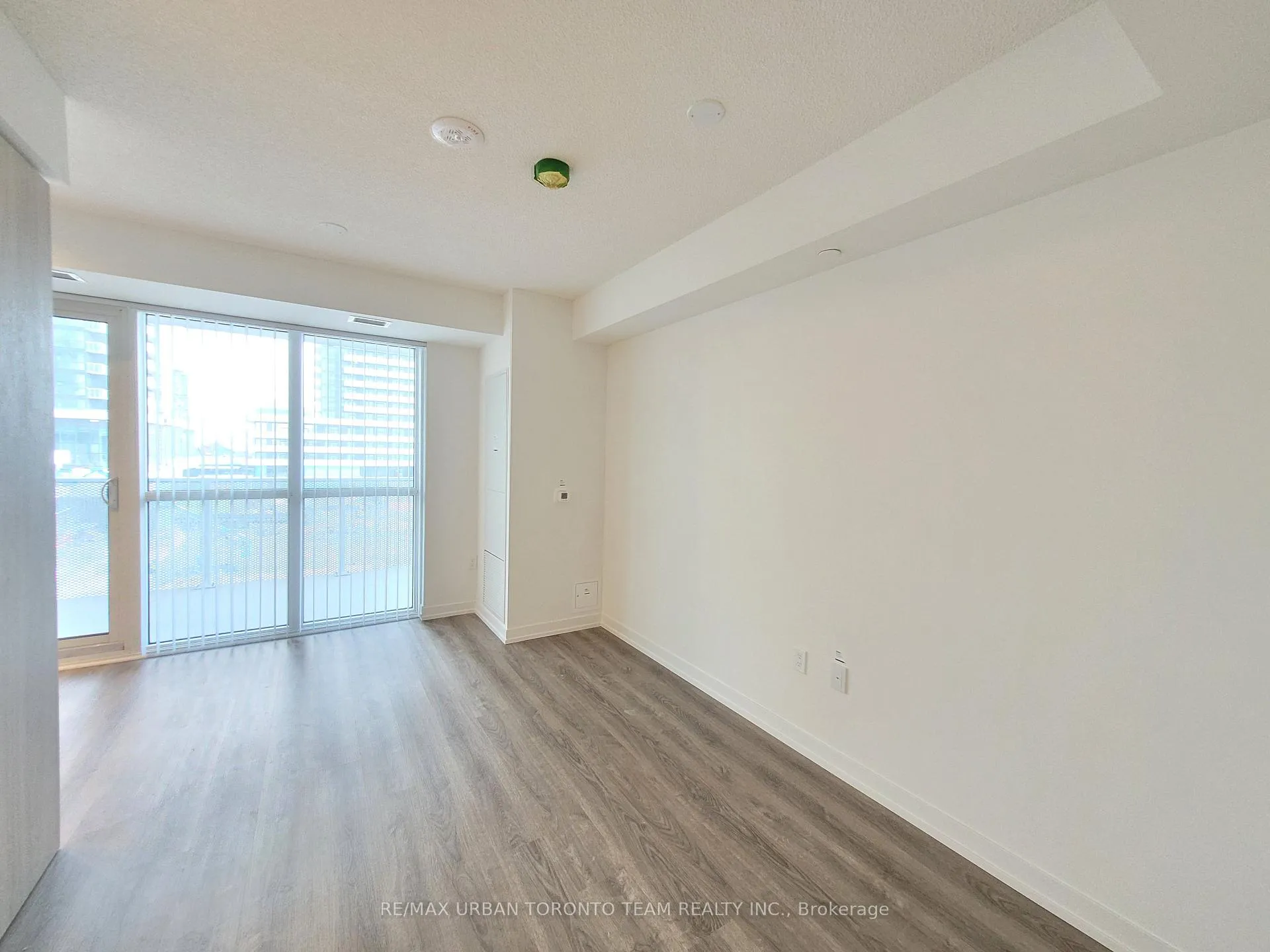 Photo 5 of Unit 518, 195 Commerce Street, Vaughan, Vaughan Corporate Centre — HOMEH