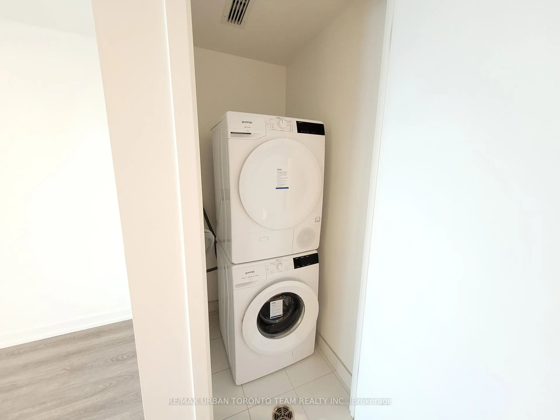 Photo 9 of Unit 518, 195 Commerce Street, Vaughan, Vaughan Corporate Centre — HOMEH