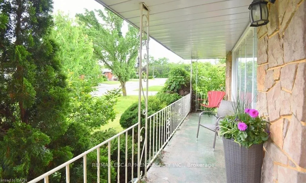 Photo 3 of 238 Fairridge Road, Hamilton, Red Hill — HOMEH