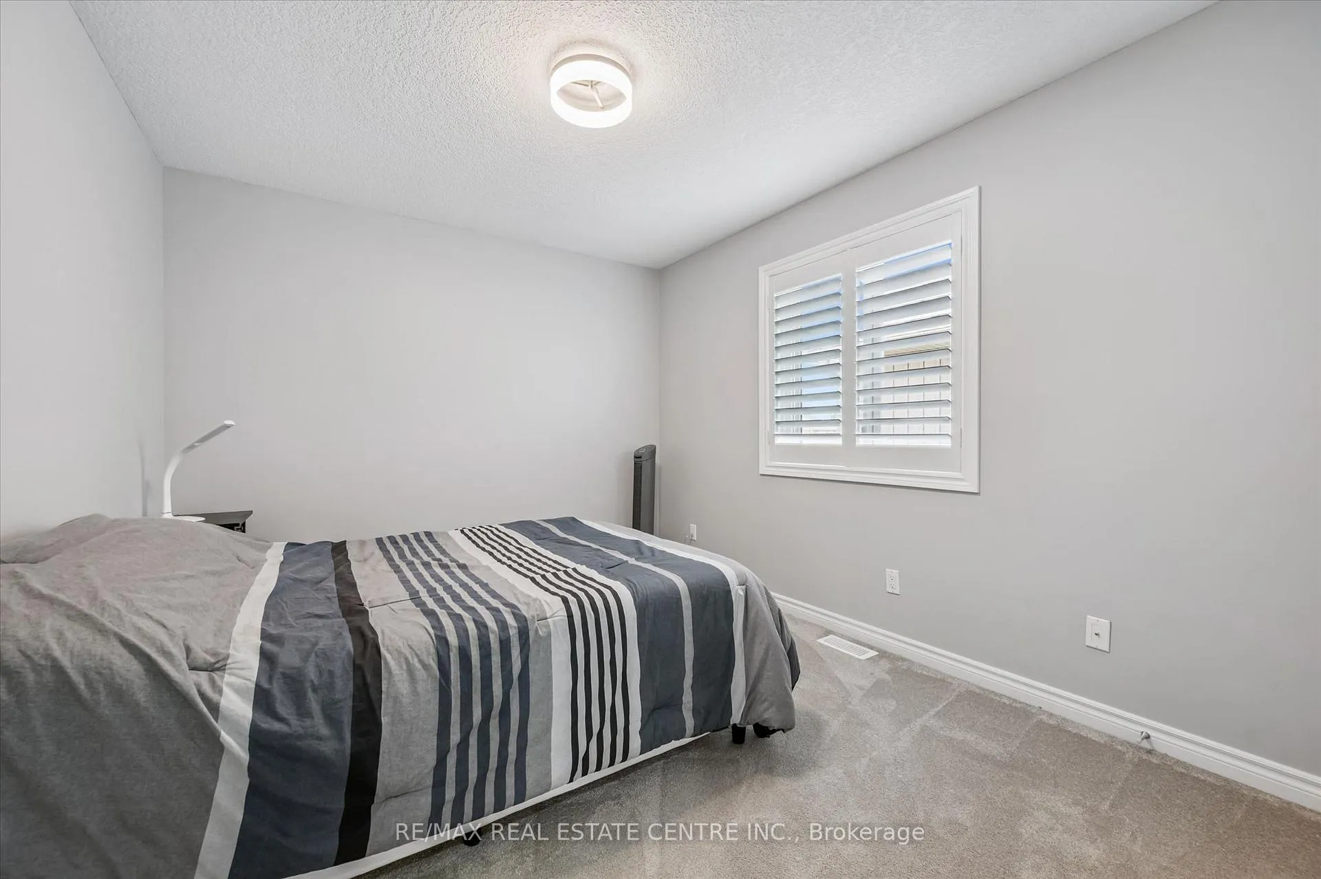 Photo 15 of 114 Isaac Shantz Drive, Wilmot, Baden — HOMEH