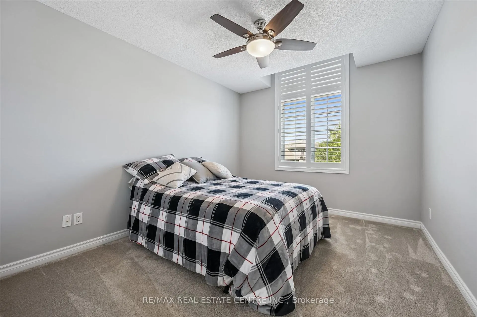 Photo 17 of 114 Isaac Shantz Drive, Wilmot, Baden — HOMEH