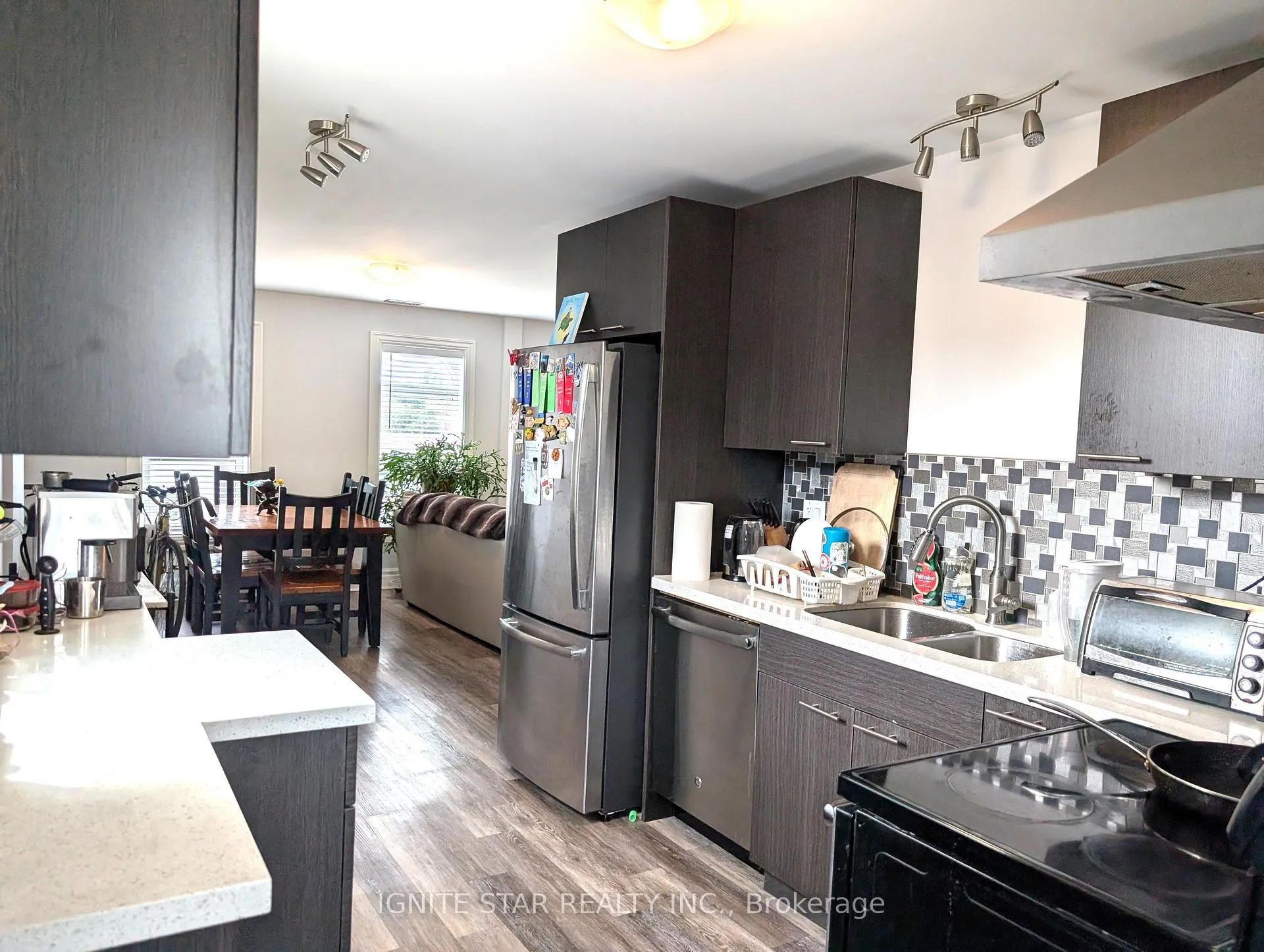 Photo 8 of Unit upper level, 106 West Avenue N, Hamilton, Landsdale — HOMEH