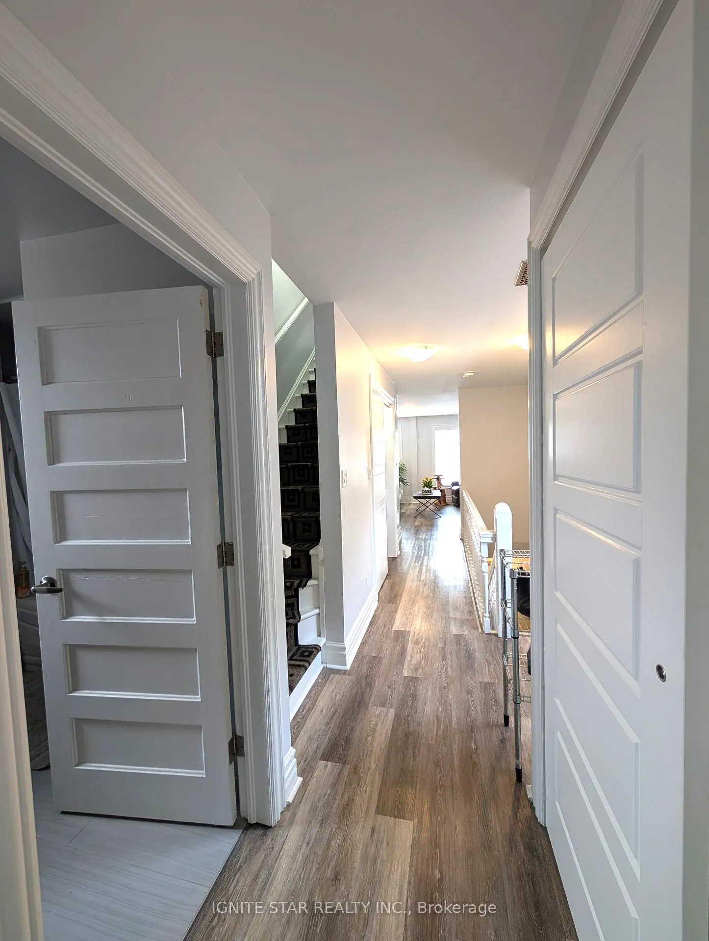 Photo 11 of Unit upper level, 106 West Avenue N, Hamilton, Landsdale — HOMEH