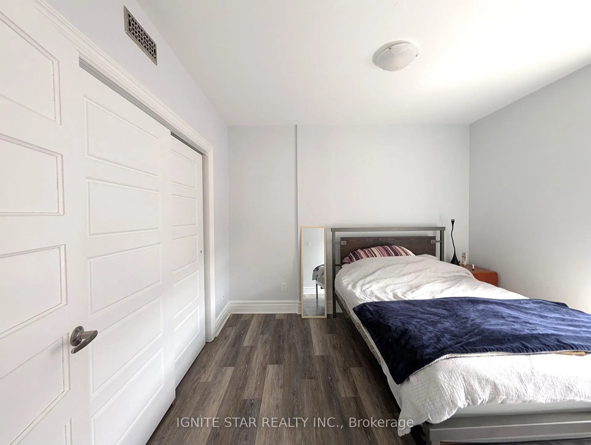 Photo 16 of Unit upper level, 106 West Avenue N, Hamilton, Landsdale — HOMEH