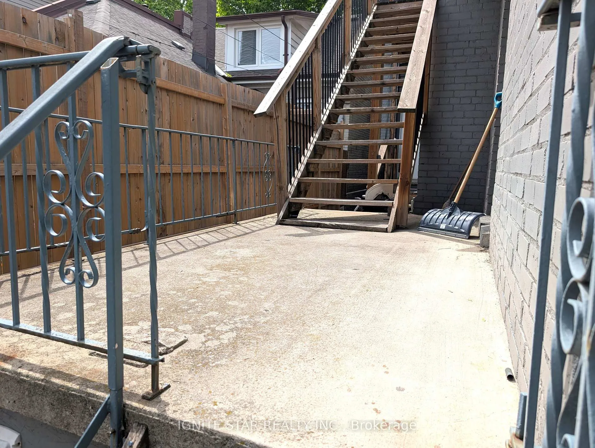 Photo 19 of Unit upper level, 106 West Avenue N, Hamilton, Landsdale — HOMEH