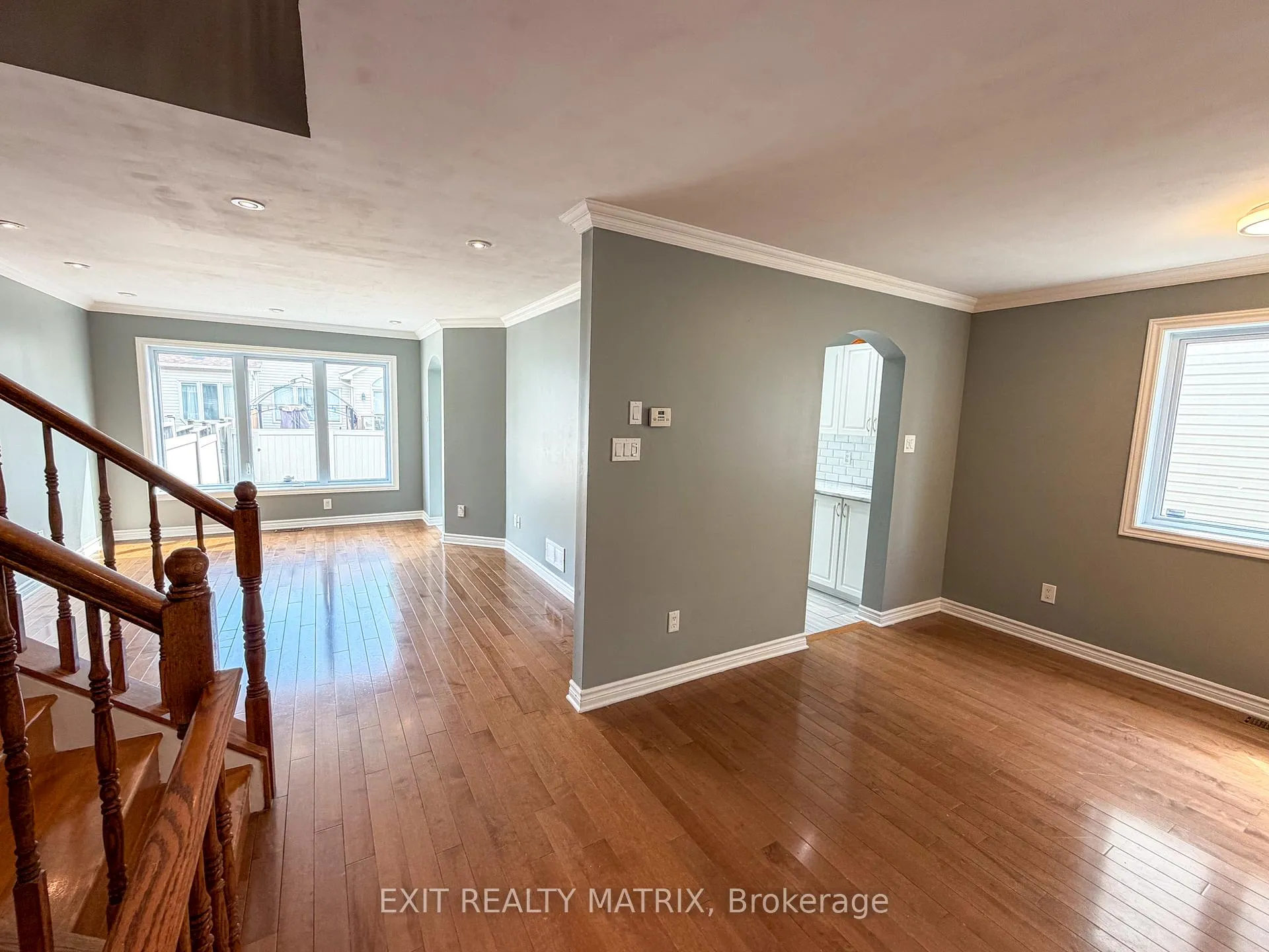 Photo 8 of 731 Whaley Ridge, Ottawa, Avalon East — HOMEH