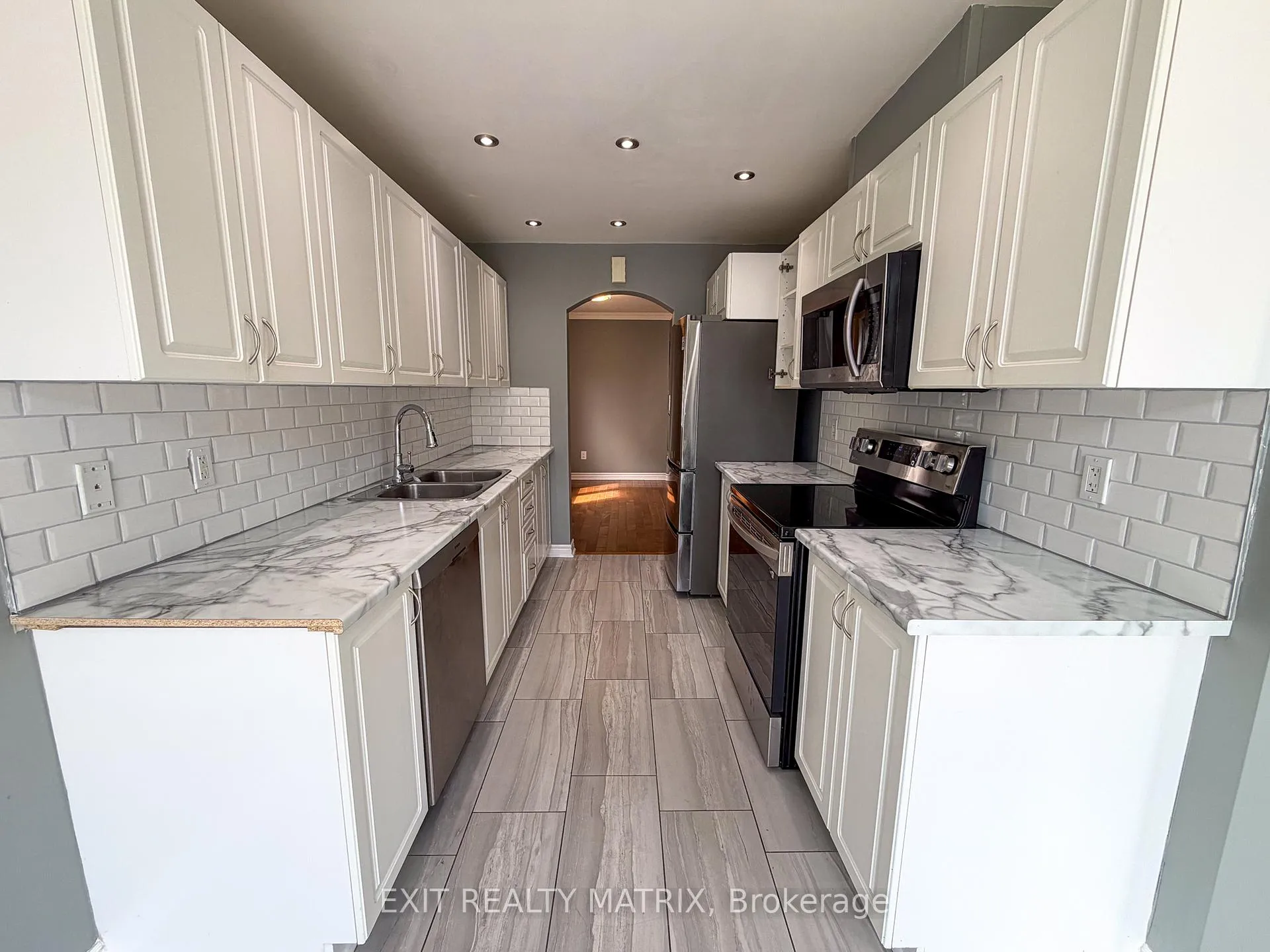 Photo 10 of 731 Whaley Ridge, Ottawa, Avalon East — HOMEH