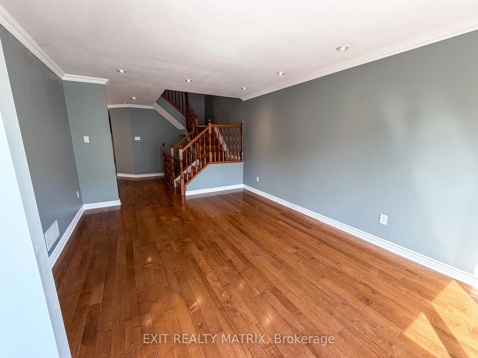 Photo 12 of 731 Whaley Ridge, Ottawa, Avalon East — HOMEH
