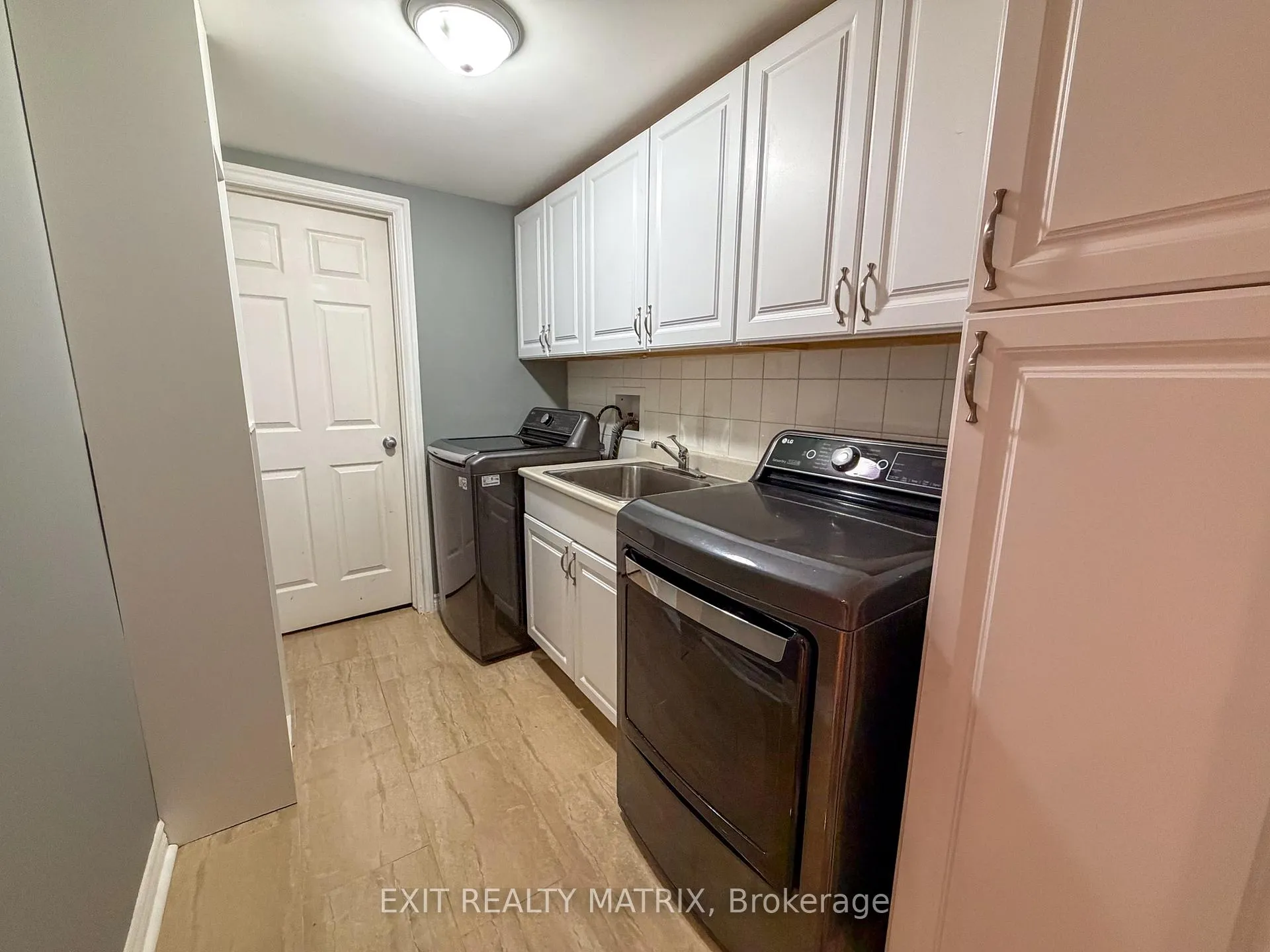 Photo 29 of 731 Whaley Ridge, Ottawa, Avalon East — HOMEH