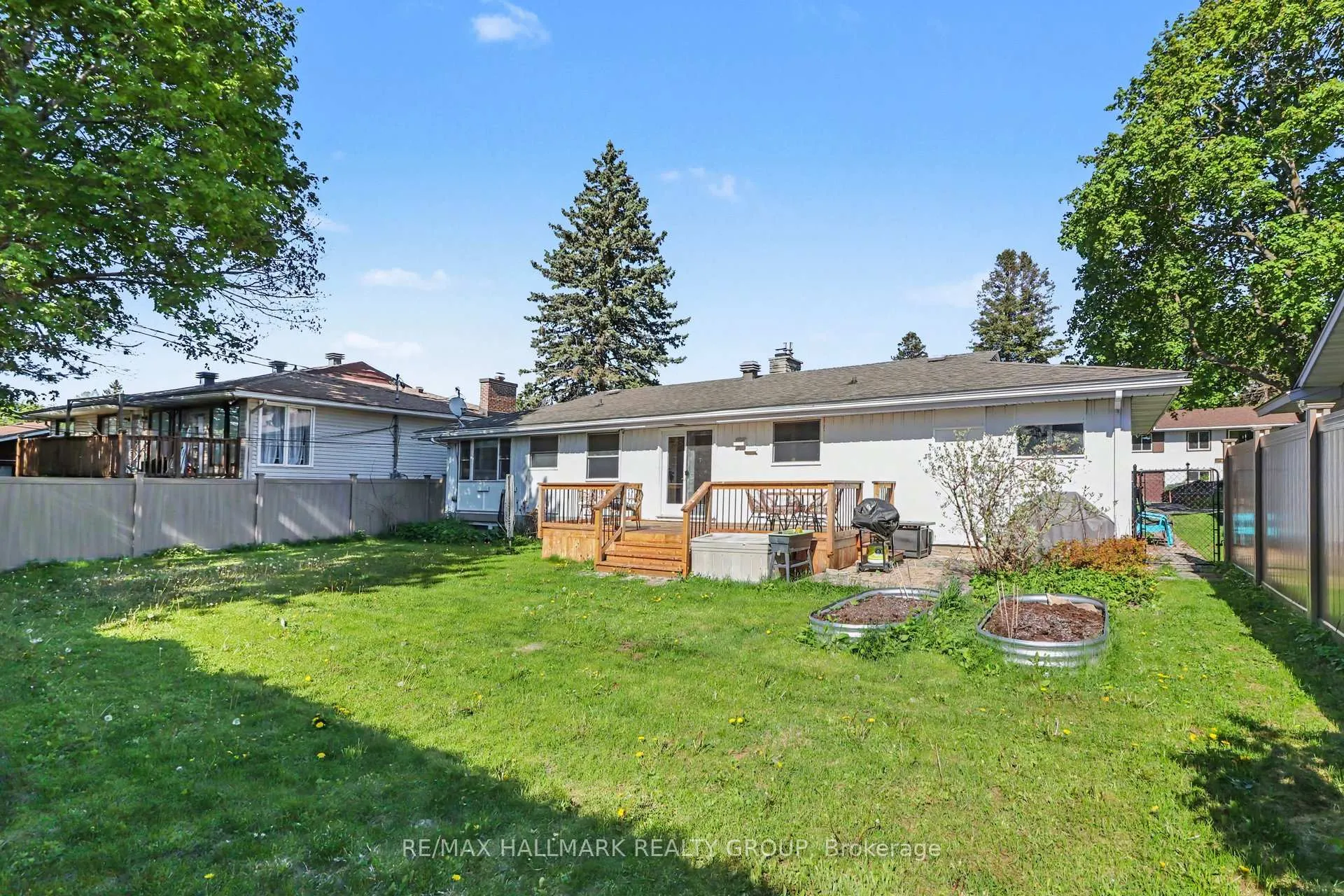 Photo 28 of 2640 Ulster Crescent, Ottawa, Riverside Park — HOMEH