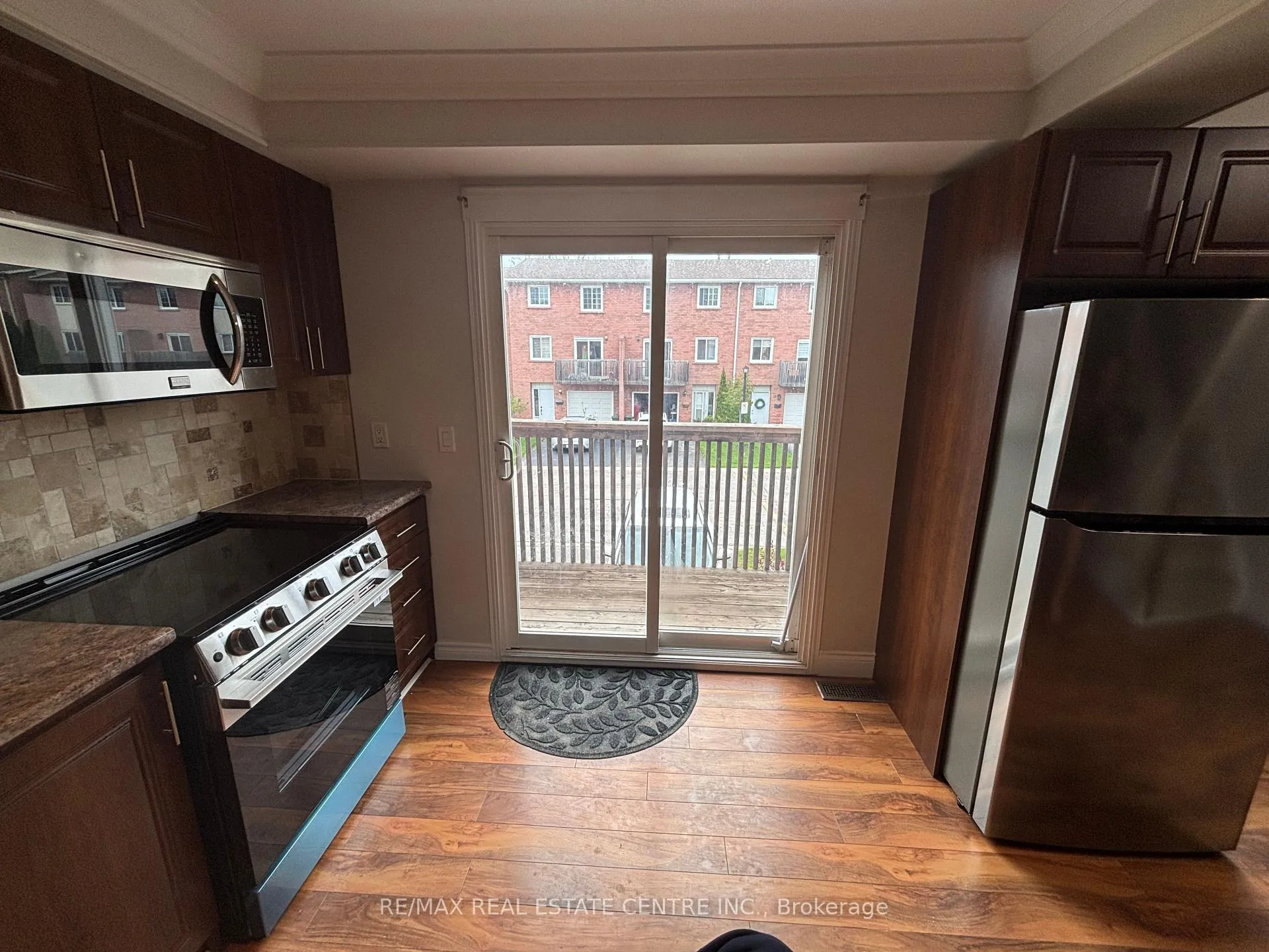 Photo 12 of Unit 9, 29 Heritage Drive, Hamilton, Stoney Creek — HOMEH