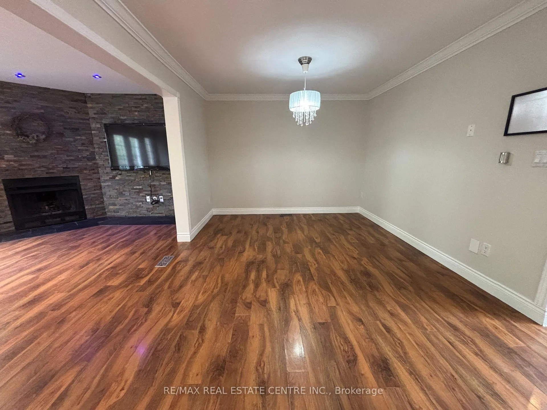 Photo 15 of Unit 9, 29 Heritage Drive, Hamilton, Stoney Creek — HOMEH