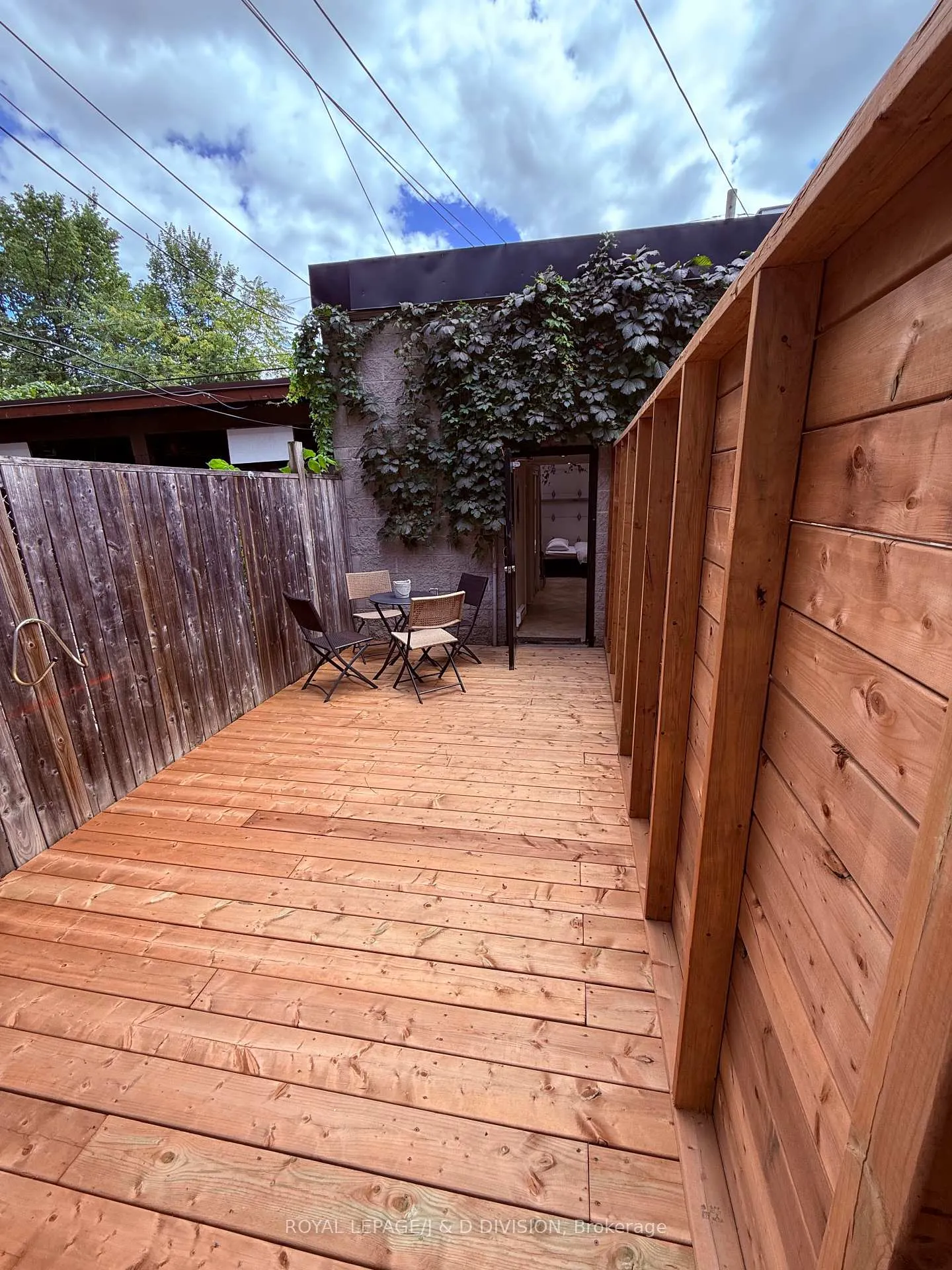 Photo 2 of Unit Rear, 43 Cecil Street, Toronto, Kensington-Chinatown — HOMEH