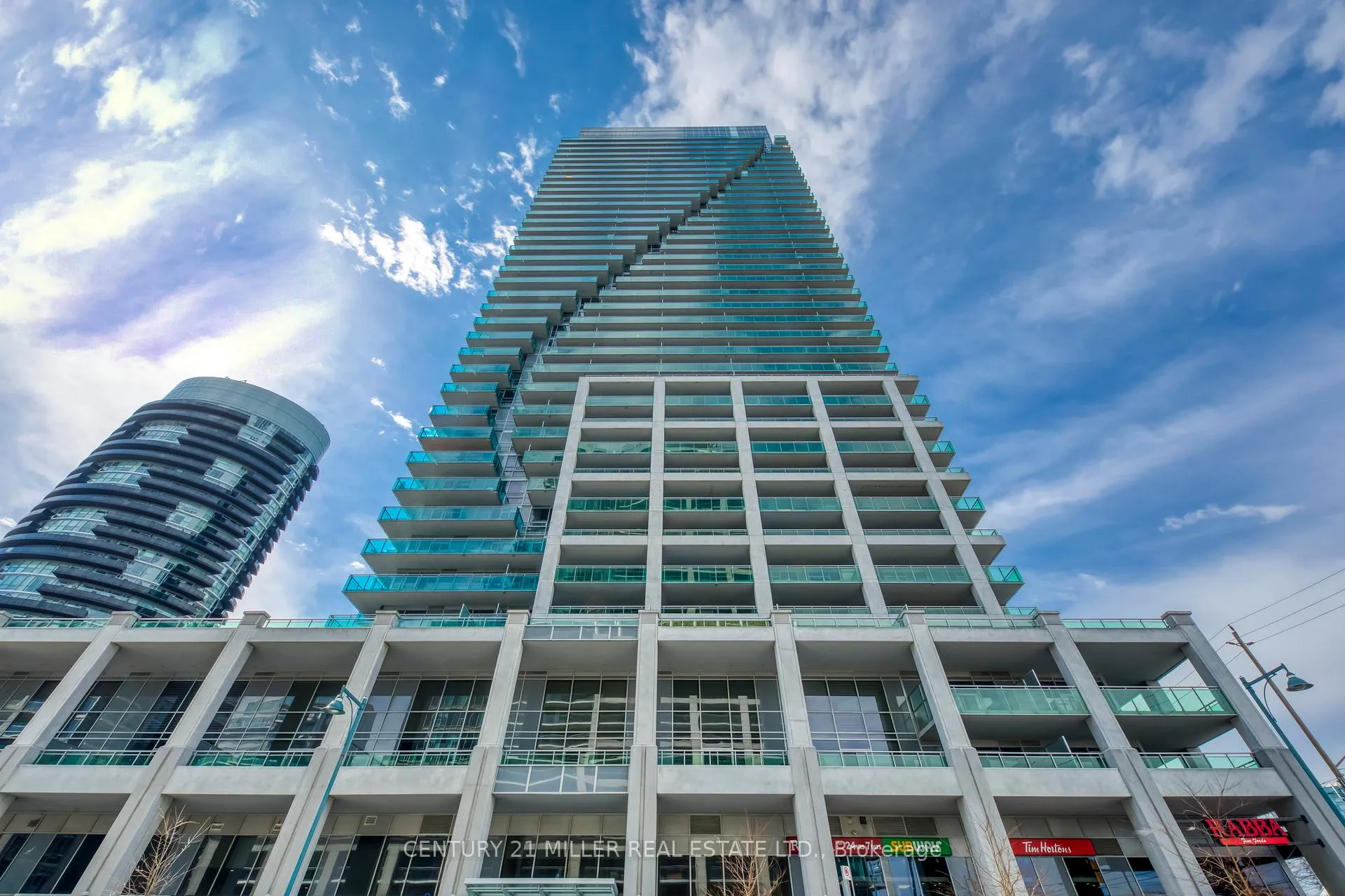Photo 2 of Unit 2002, 16 Brookers Lane, Etobicoke, Mimico — HOMEH