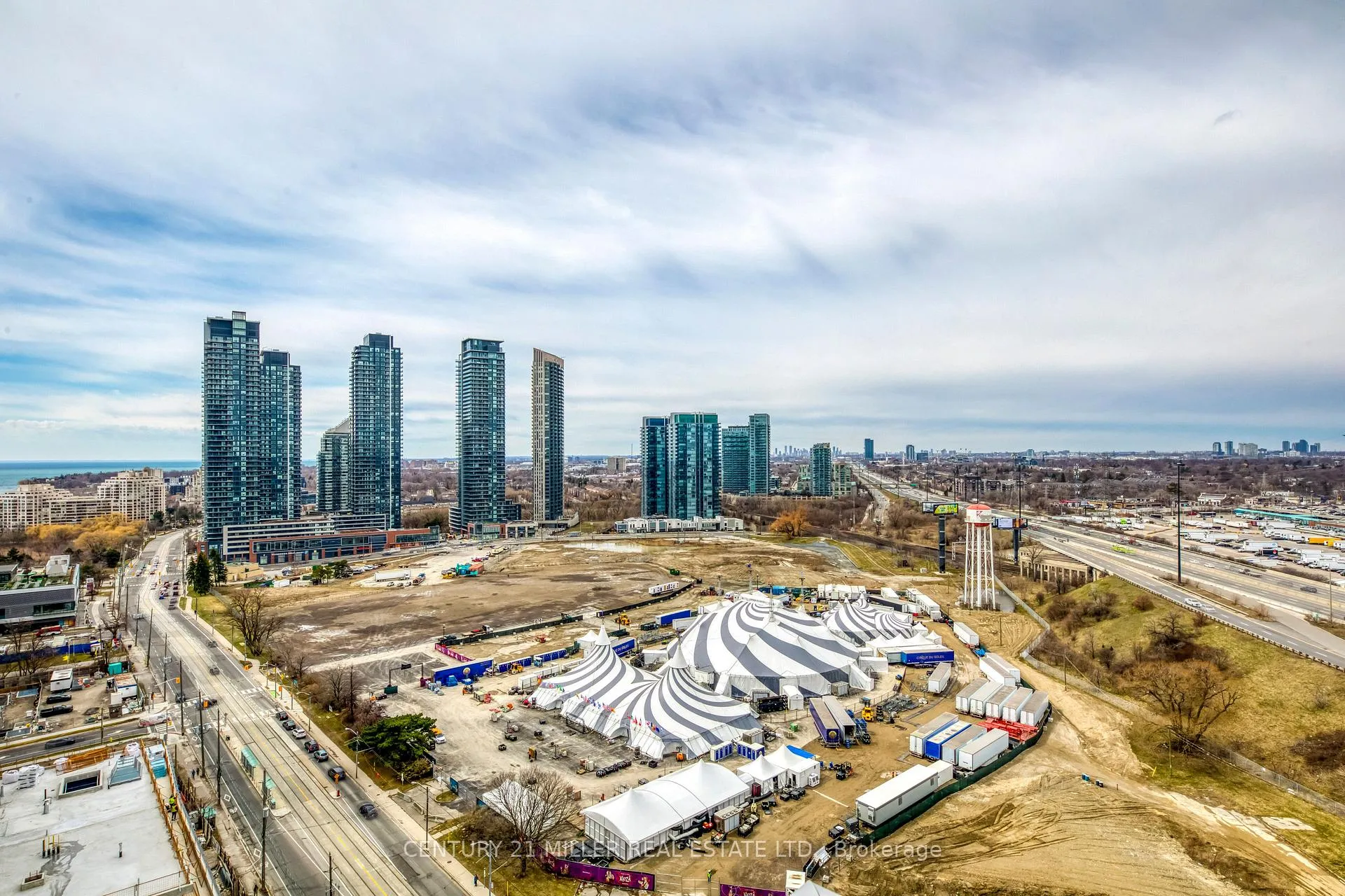 Photo 27 of Unit 2002, 16 Brookers Lane, Etobicoke, Mimico — HOMEH