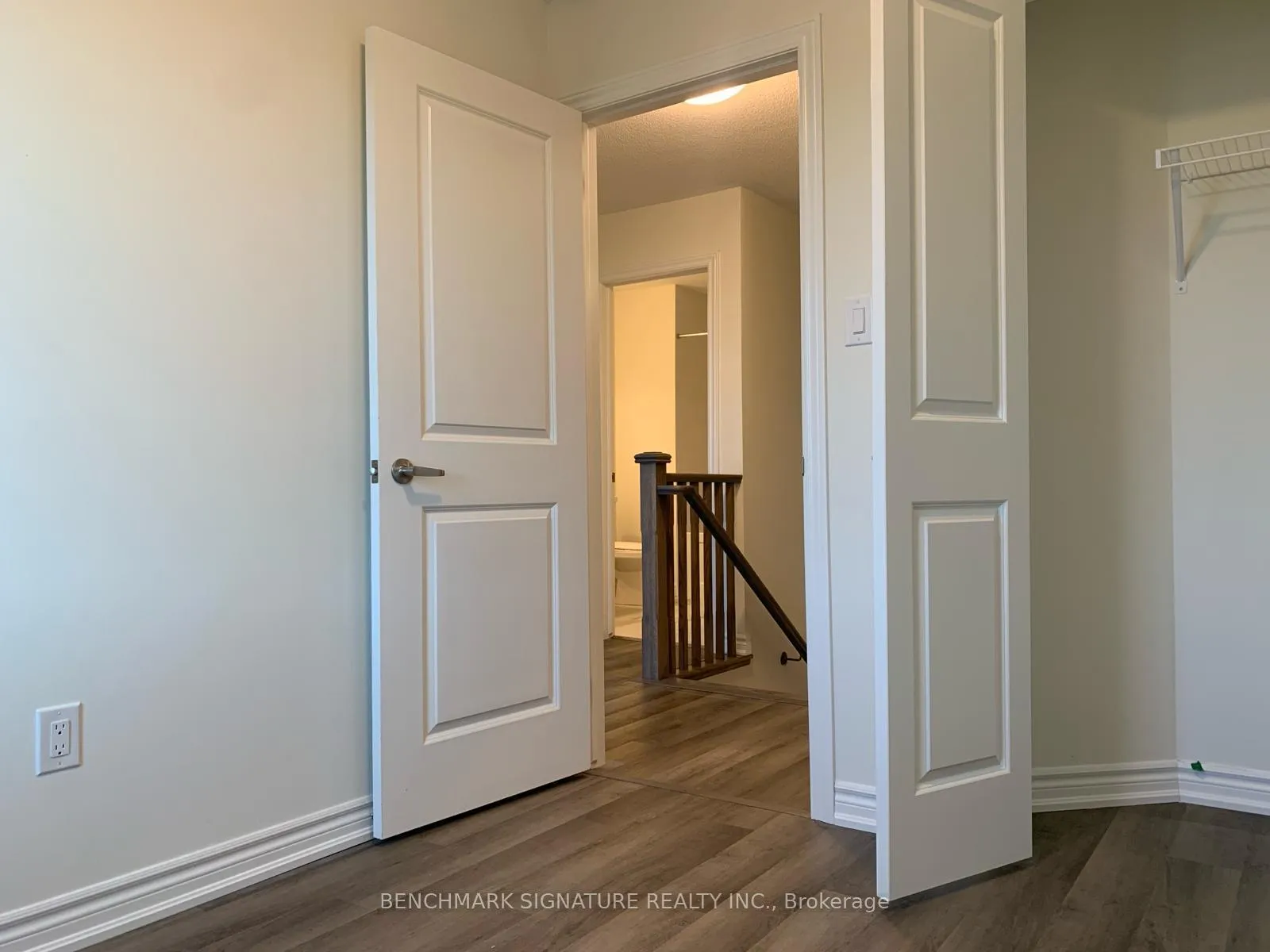Photo 8 of 23 Thomas Frisby Jr Crescent, Markham, Victoria Square — HOMEH