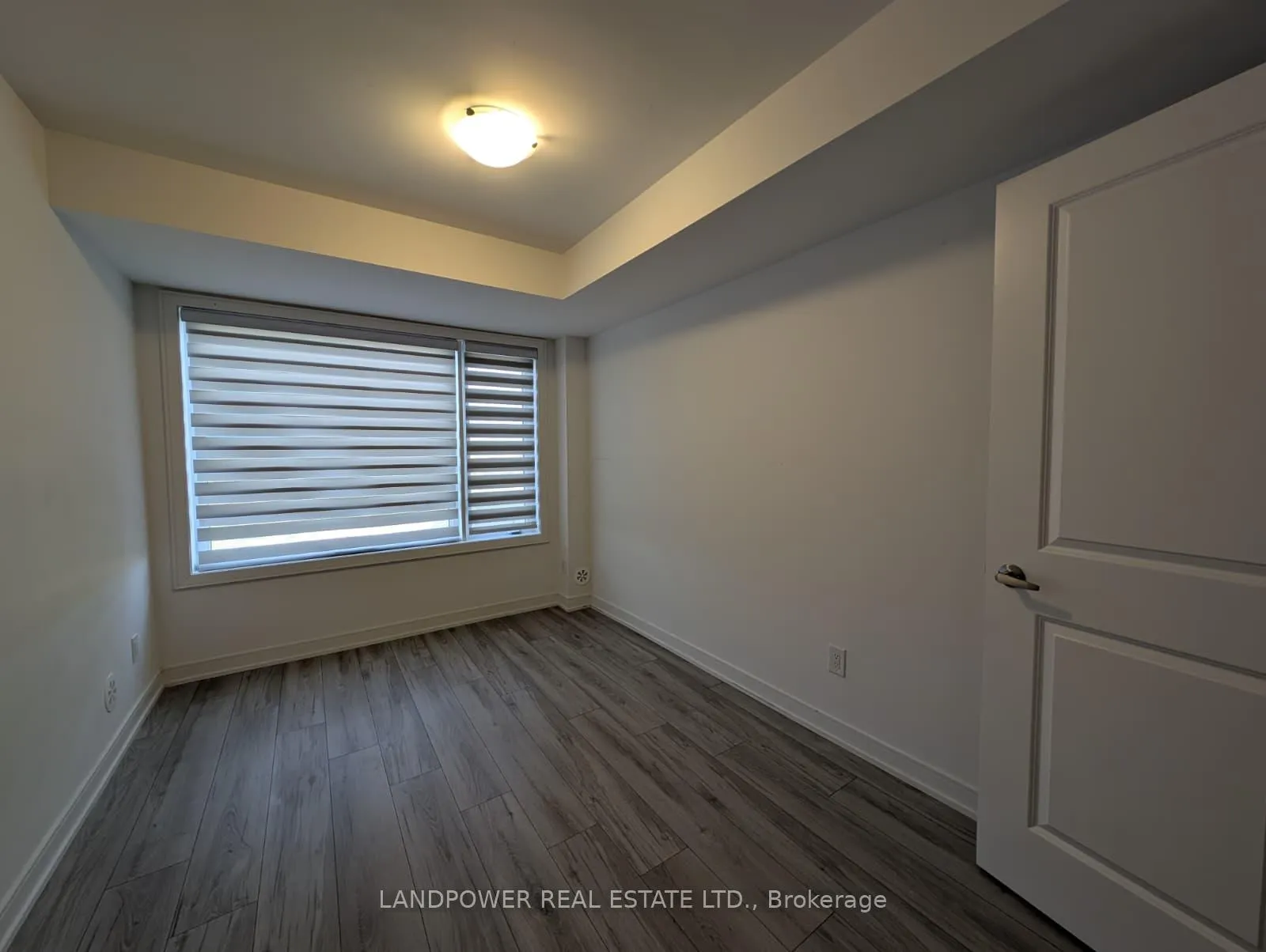 Photo 9 of 52 Appletree Lane, Barrie, Innis-Shore — HOMEH