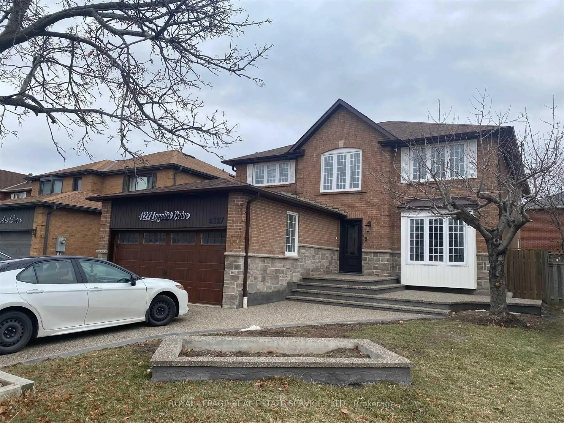 Front of Unit Lower, 4127 Loyalist Drive
