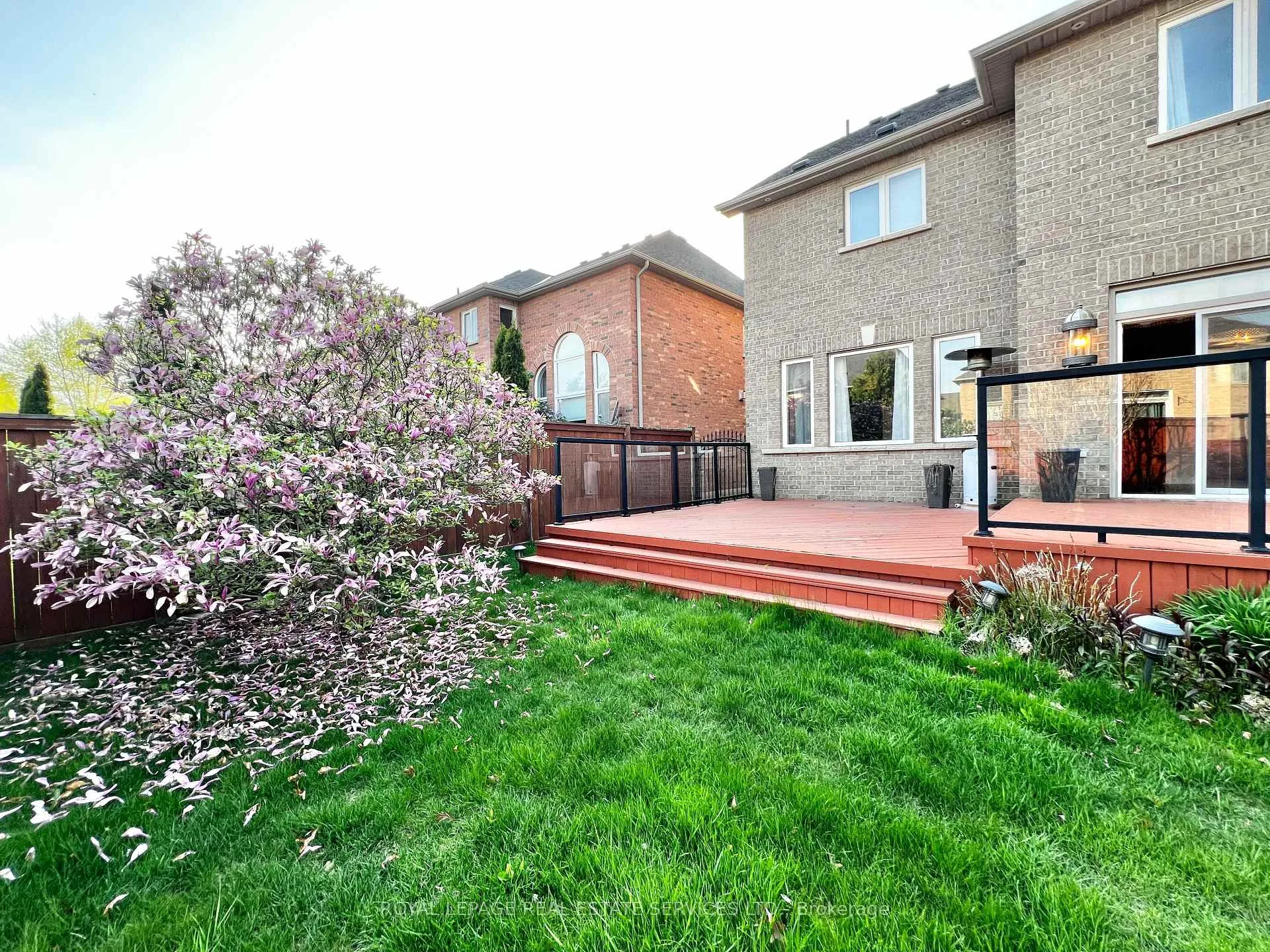 Photo 48 of 3306 Fox Run Circle, Oakville, Bronte — HOMEH